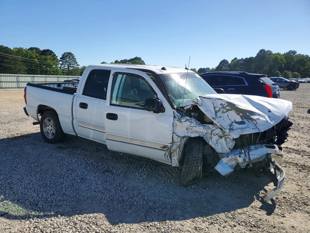 2005 Chevrolet Silverado C1500 White vin: 2GCEC13T051349471