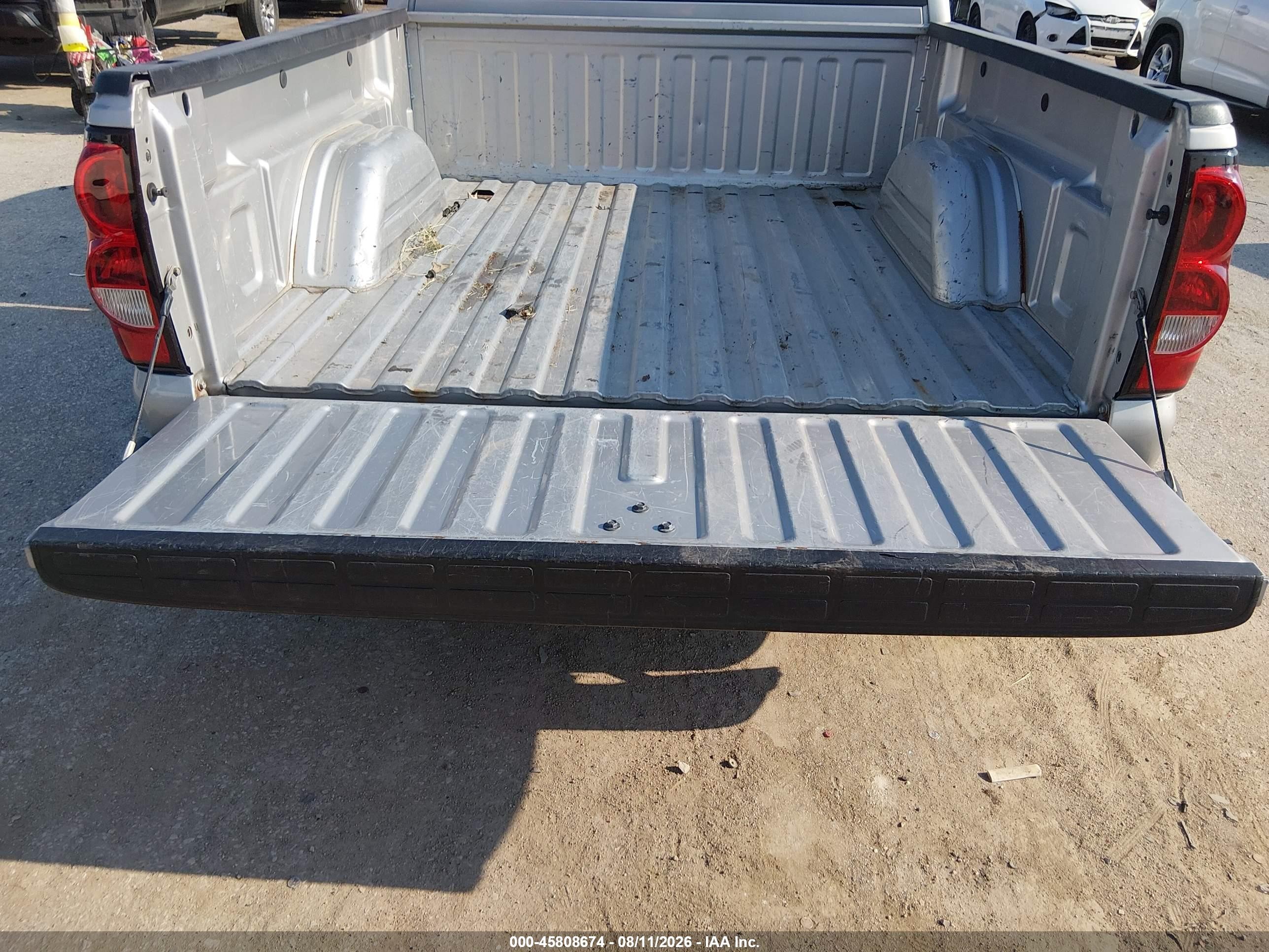 2006 Chevrolet Silverado 1500 Lt2 Silver vin: 2GCEC13T061170462