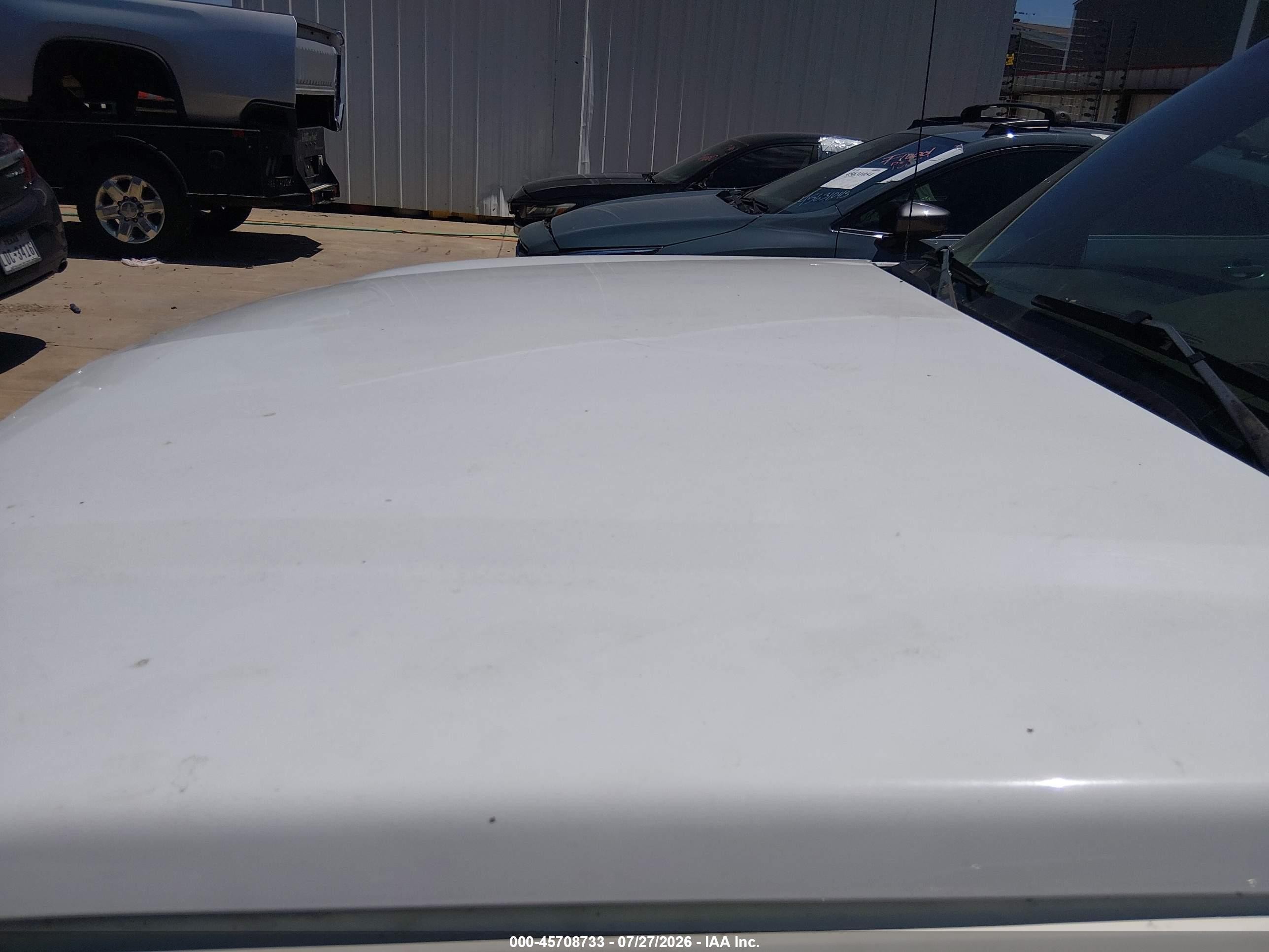 2004 Chevrolet Silverado 1500 Ls White vin: 2GCEC13T141401141