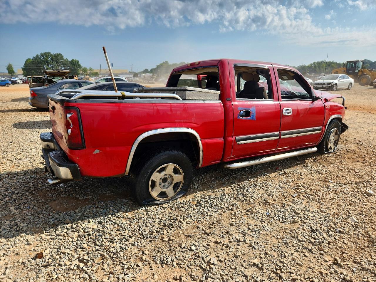 2006 Chevrolet Silverado C1500 Red vin: 2GCEC13T161172205