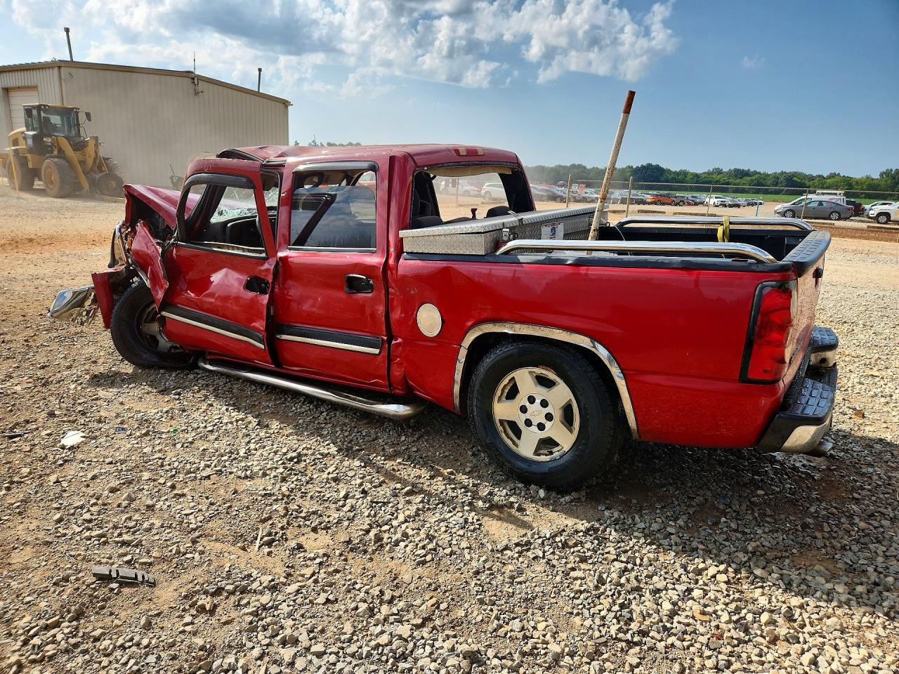 2006 Chevrolet Silverado C1500 Red vin: 2GCEC13T161172205