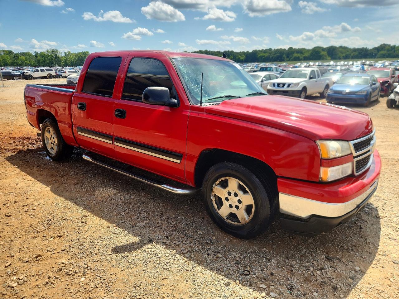 2006 Chevrolet Silverado C1500 Red vin: 2GCEC13T161174178