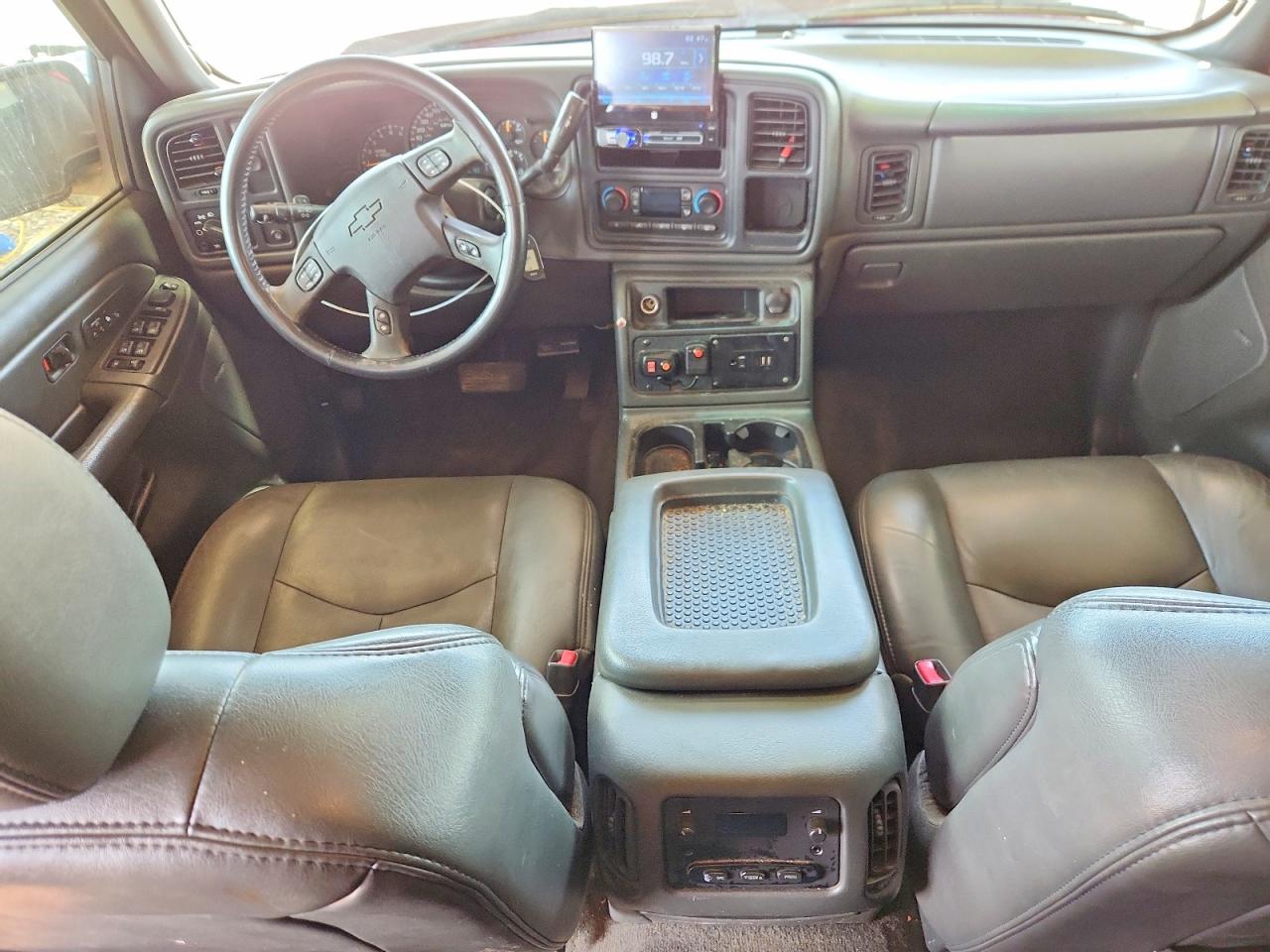 2006 Chevrolet Silverado C1500 Red vin: 2GCEC13T161174178