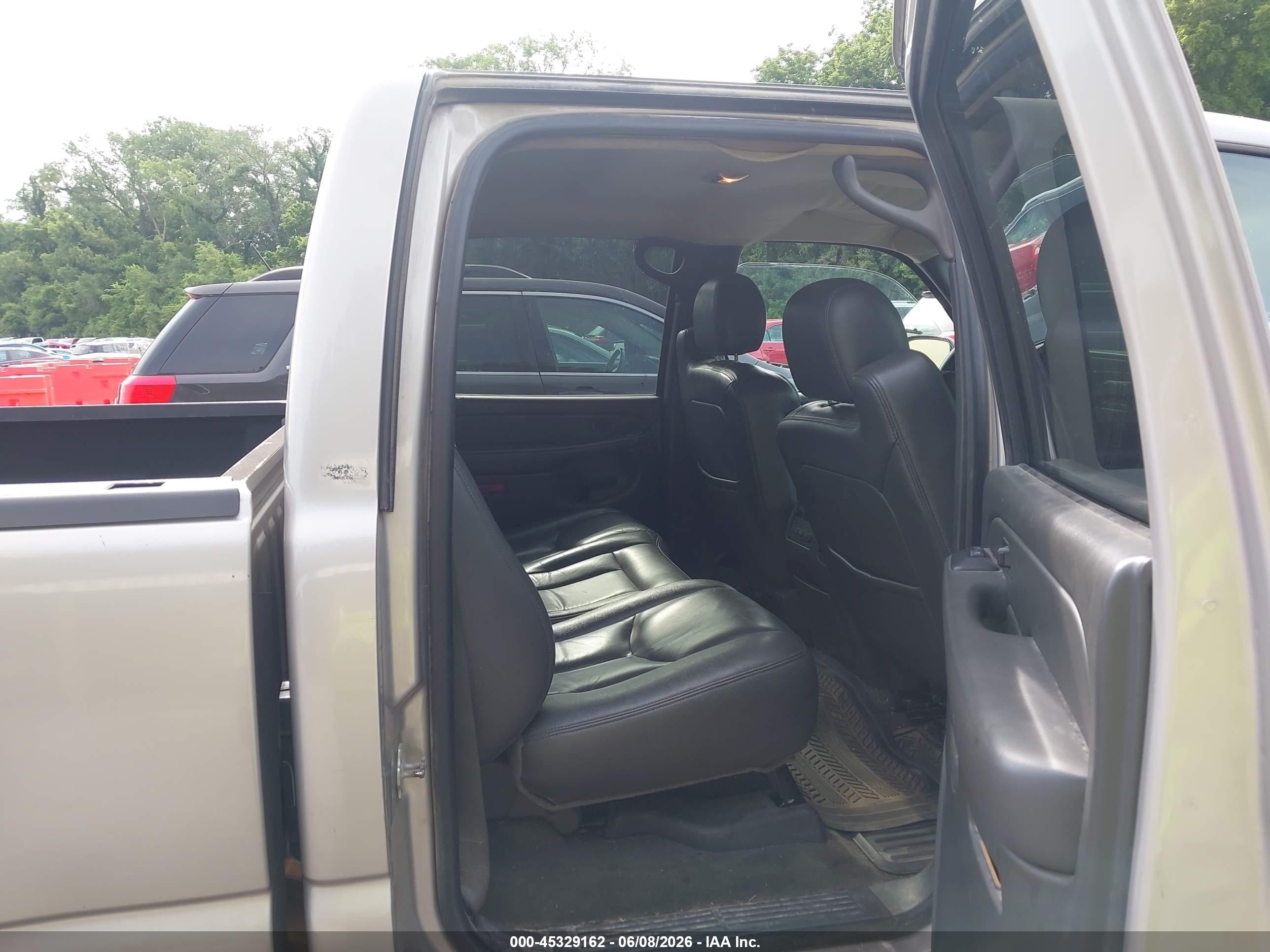 2004 Chevrolet Silverado 1500 Lt Silver vin: 2GCEC13T241351379