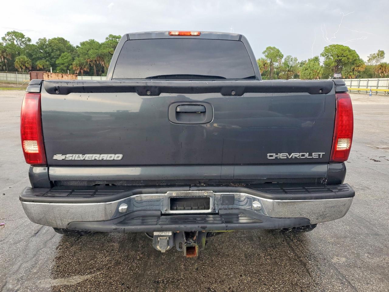 2005 Chevrolet Silverado C1500 Black vin: 2GCEC13T251233897