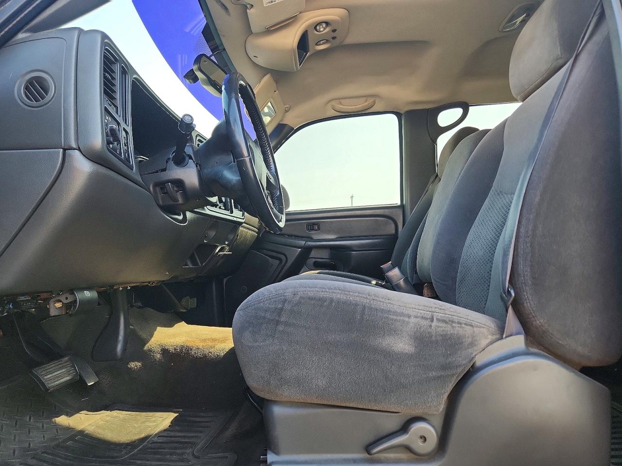 2006 Chevrolet Silverado C1500 Черный vin: 2GCEC13T261164842