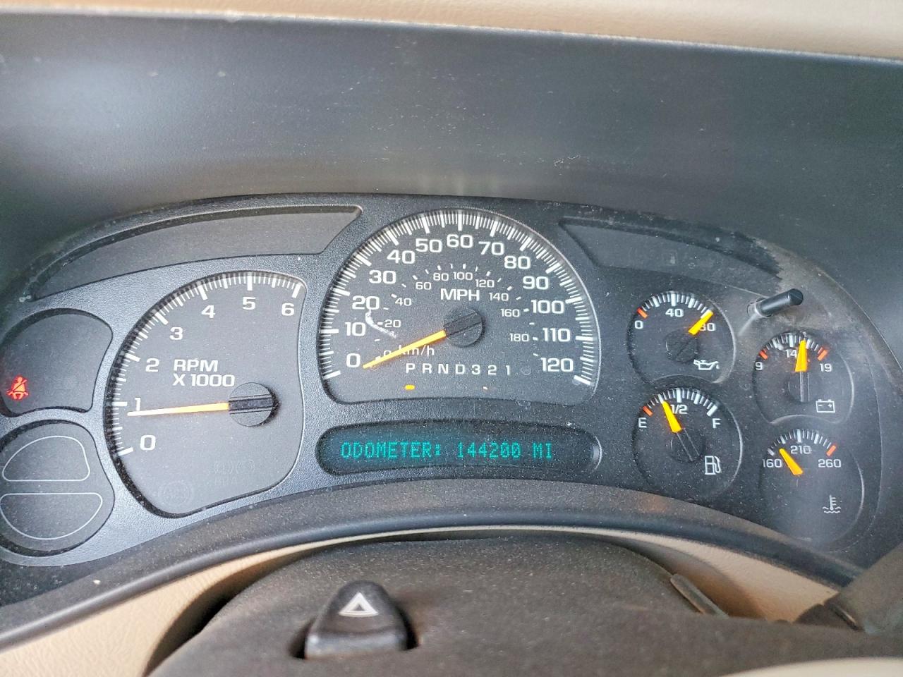 2006 Chevrolet Silverado C1500 White vin: 2GCEC13T261189675