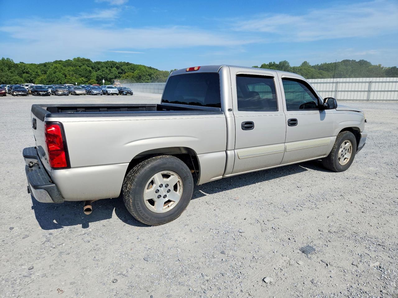 2006 Chevrolet Silverado C1500 Silver vin: 2GCEC13T361232047