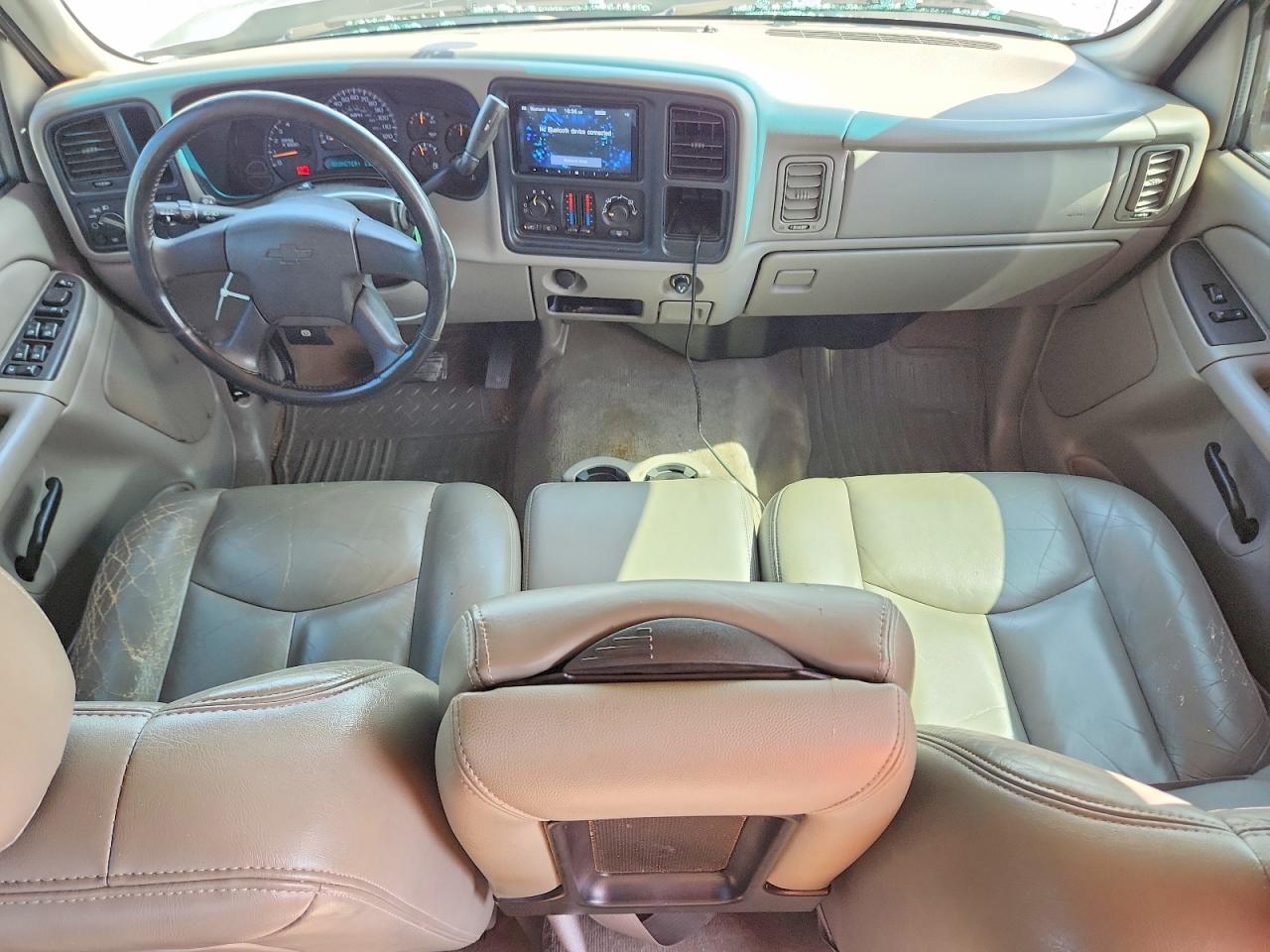 2006 Chevrolet Silverado C1500 Silver vin: 2GCEC13T361232047
