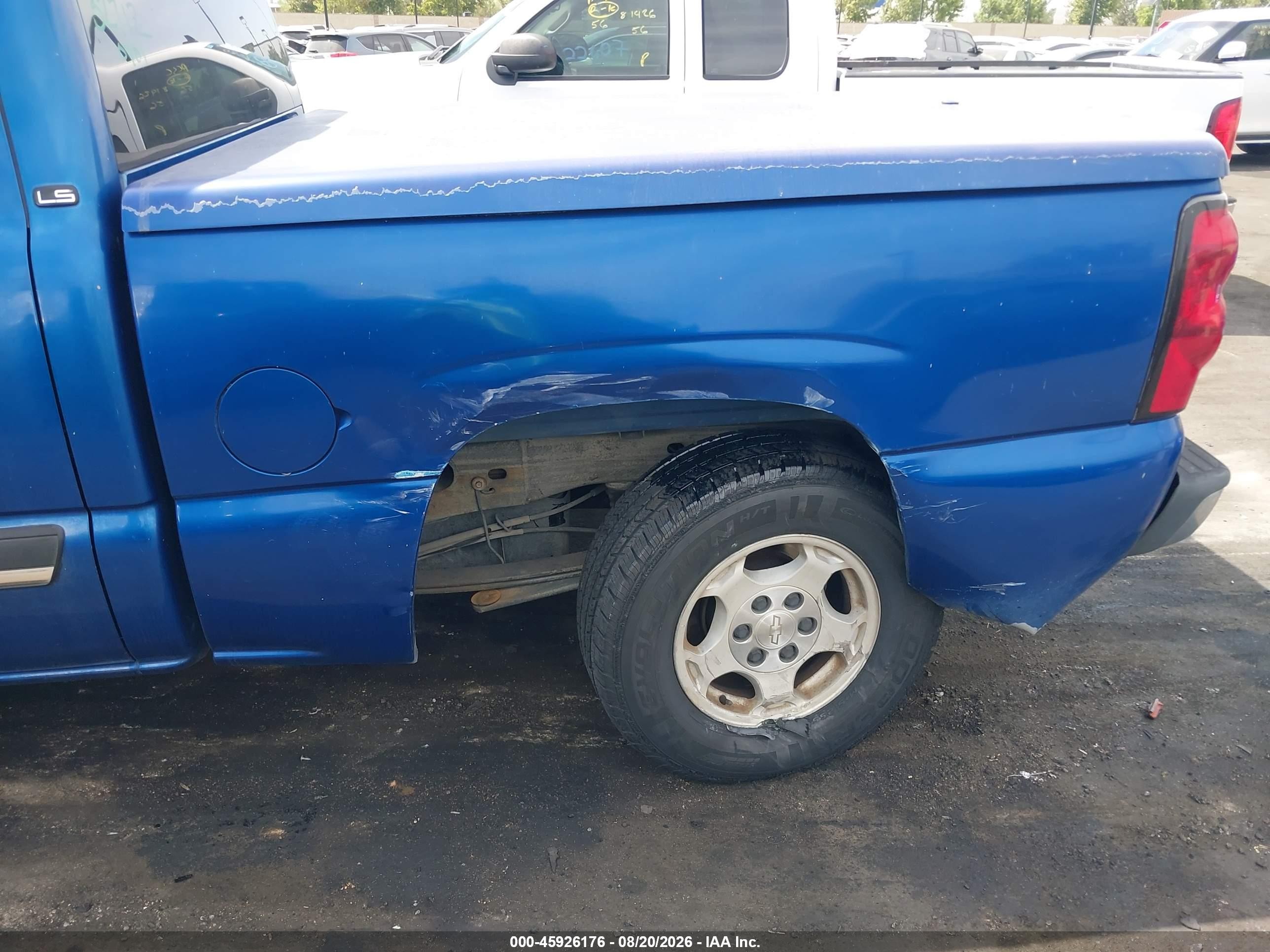 2004 Chevrolet Silverado 1500 Ls Blue vin: 2GCEC13T441360701