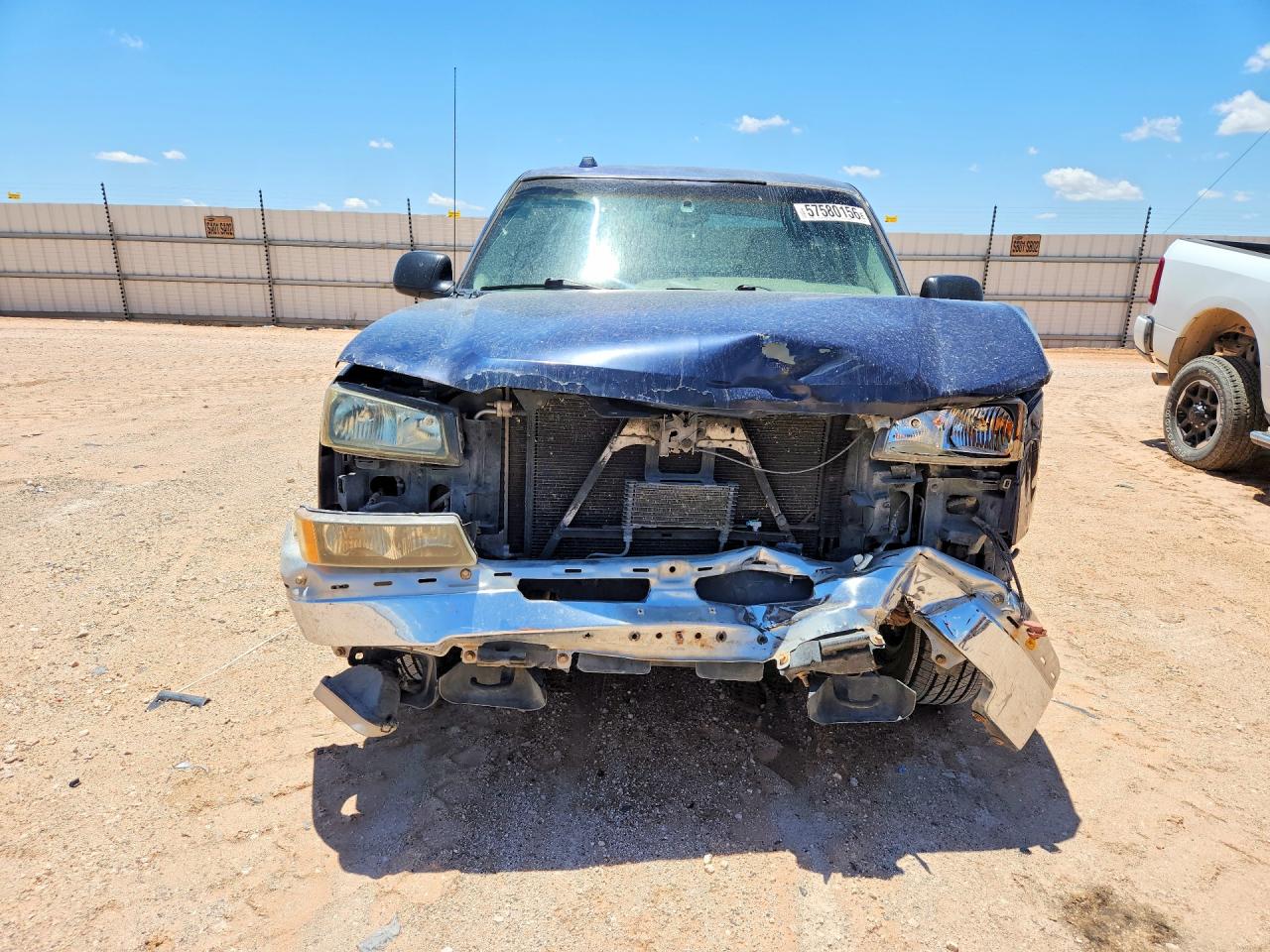 2005 Chevrolet Silverado C1500 Blue vin: 2GCEC13T451169653