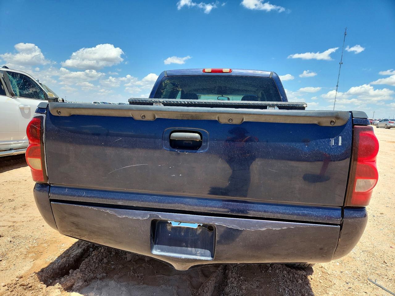 2005 Chevrolet Silverado C1500 Blue vin: 2GCEC13T451169653