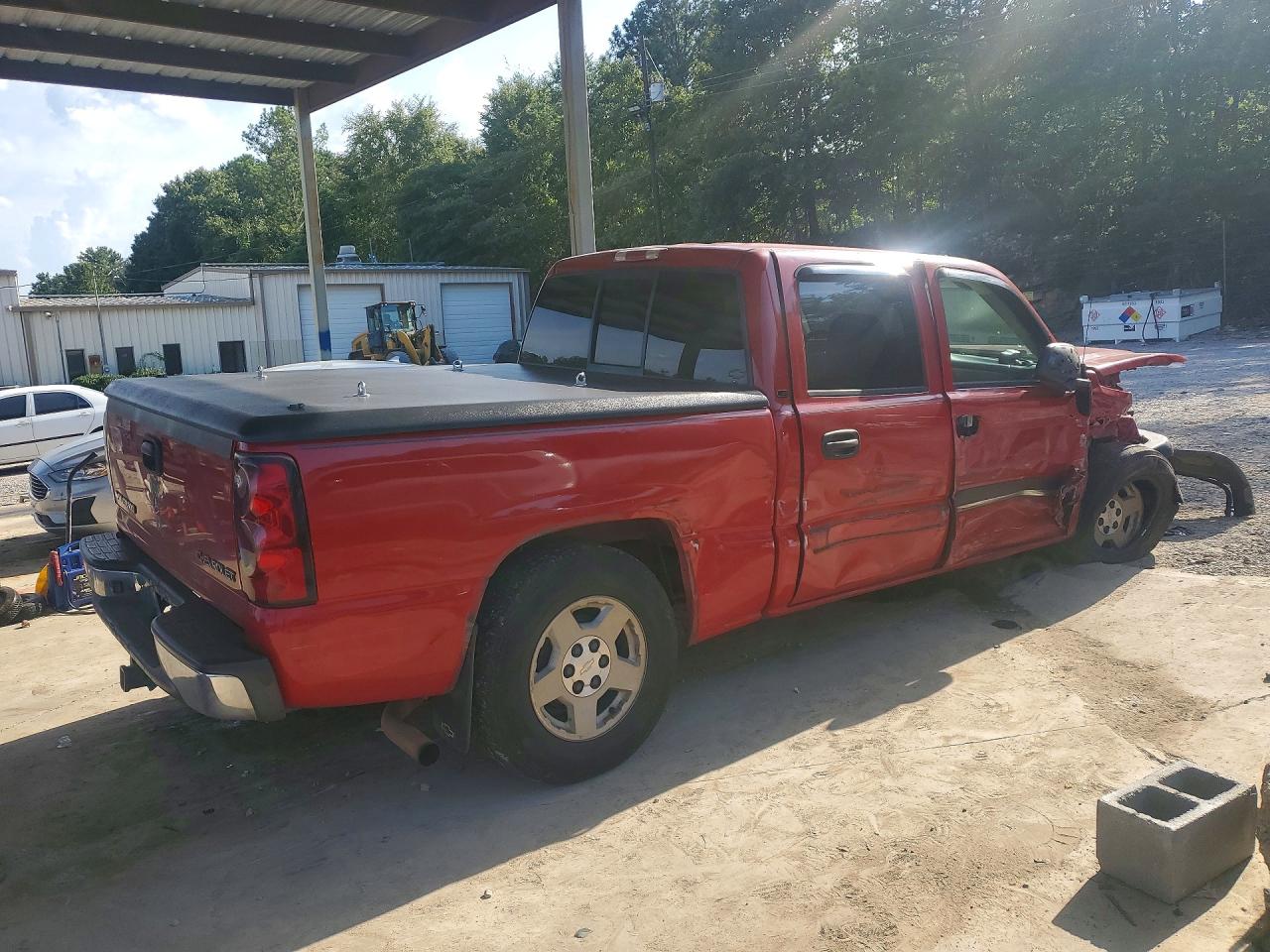 2005 Chevrolet Silverado C1500 Red vin: 2GCEC13T551115536