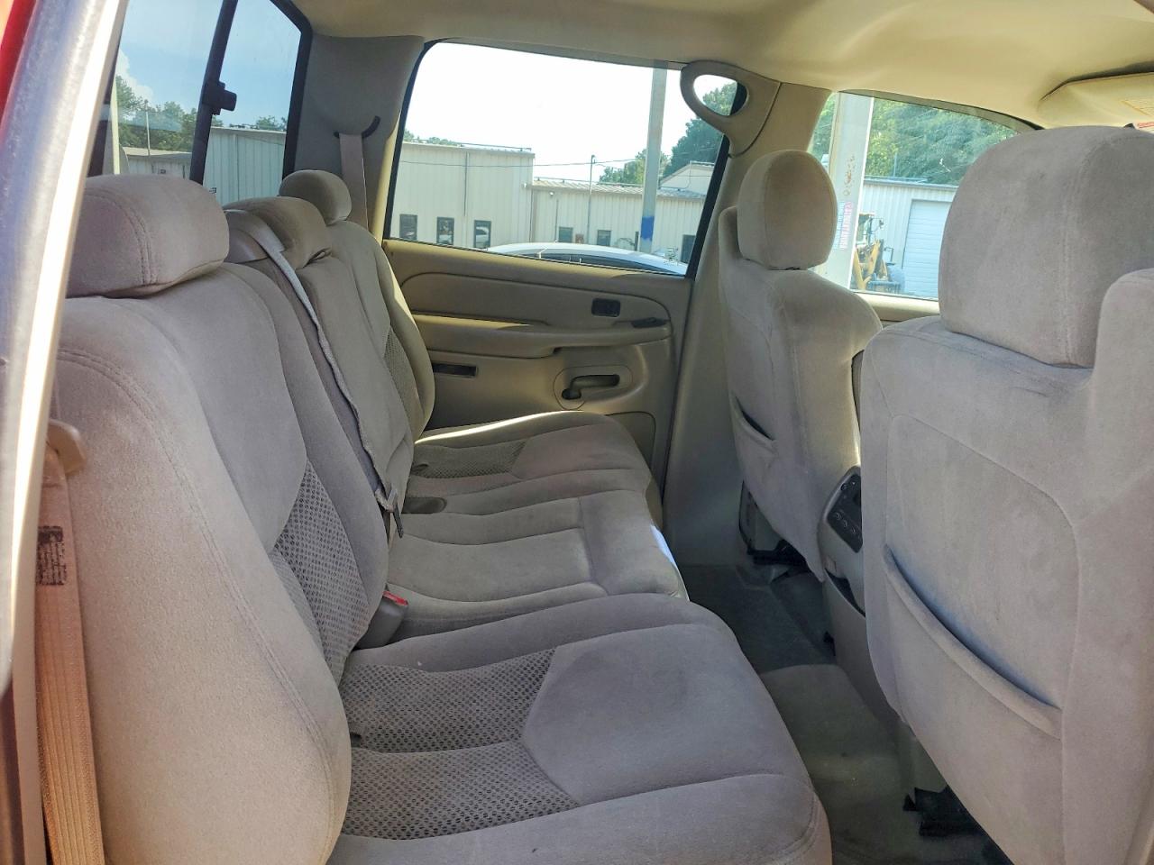 2005 Chevrolet Silverado C1500 Red vin: 2GCEC13T551115536