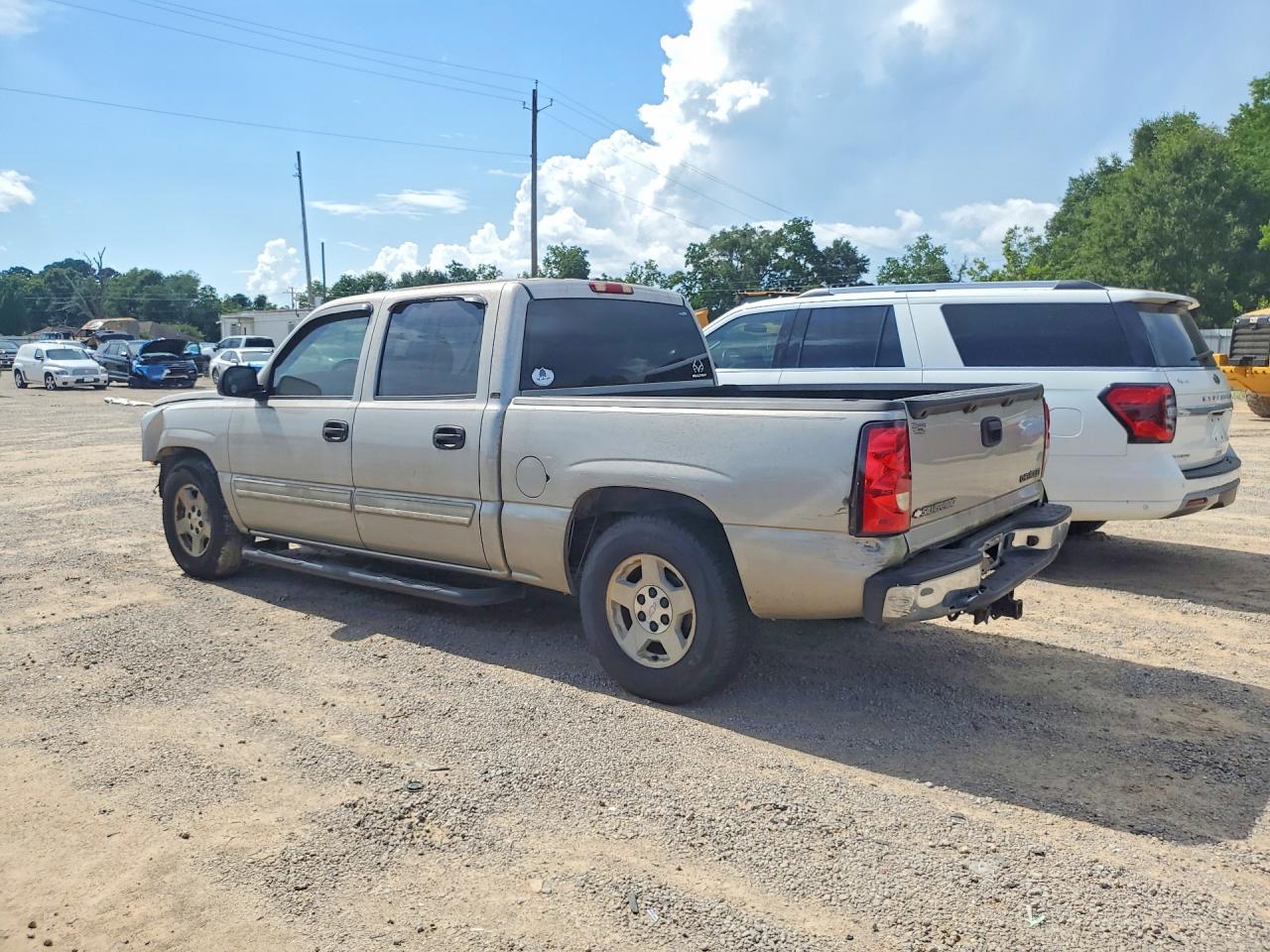 2005 Chevrolet Silverado C1500 Silver vin: 2GCEC13T551288733