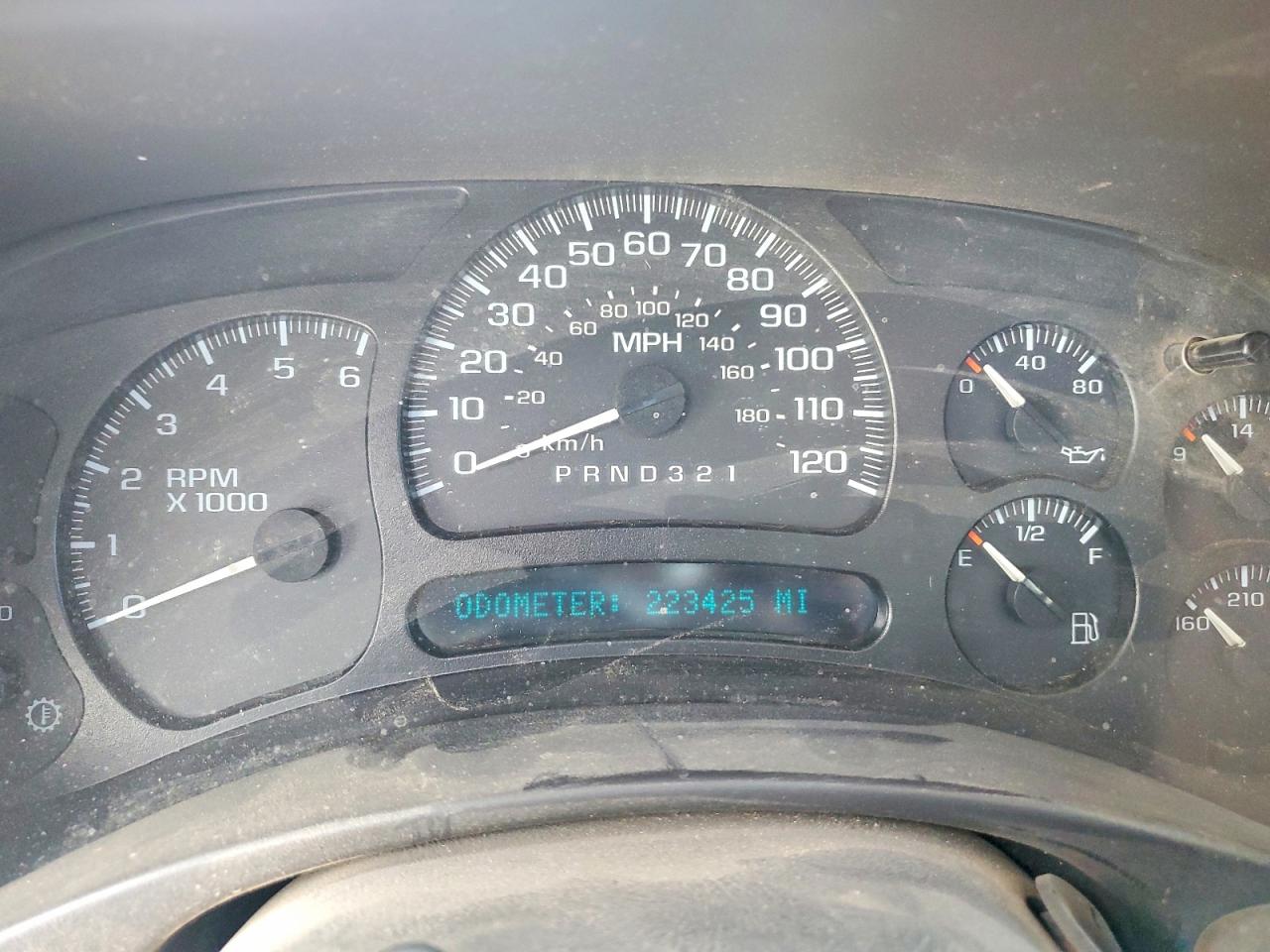 2006 Chevrolet Silverado C1500 Burgundy vin: 2GCEC13T561141913
