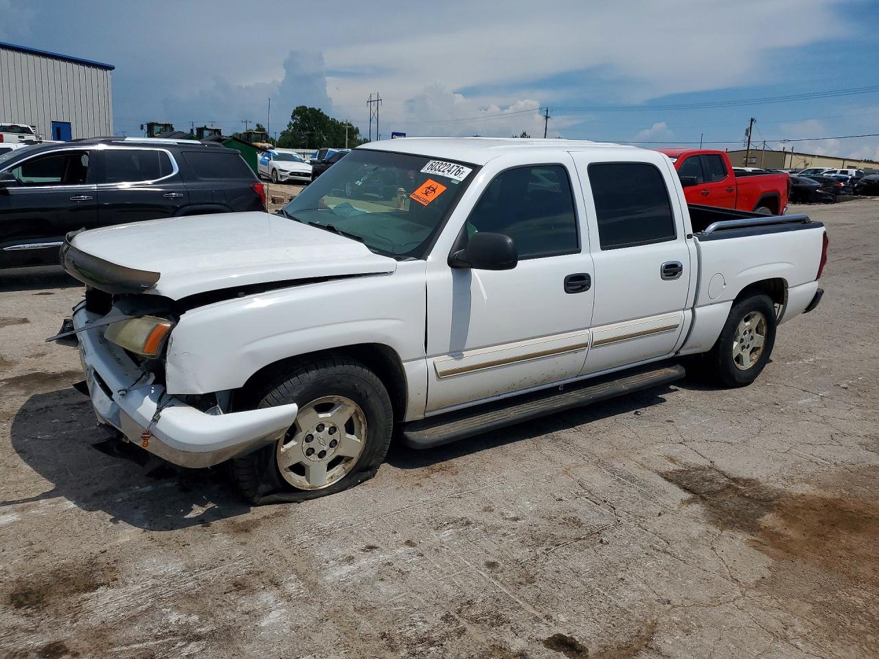2006 Chevrolet Silverado C1500 White vin: 2GCEC13T561208459
