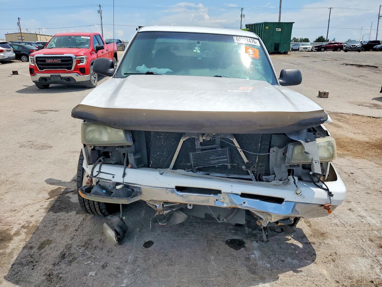 2006 Chevrolet Silverado C1500 White vin: 2GCEC13T561208459