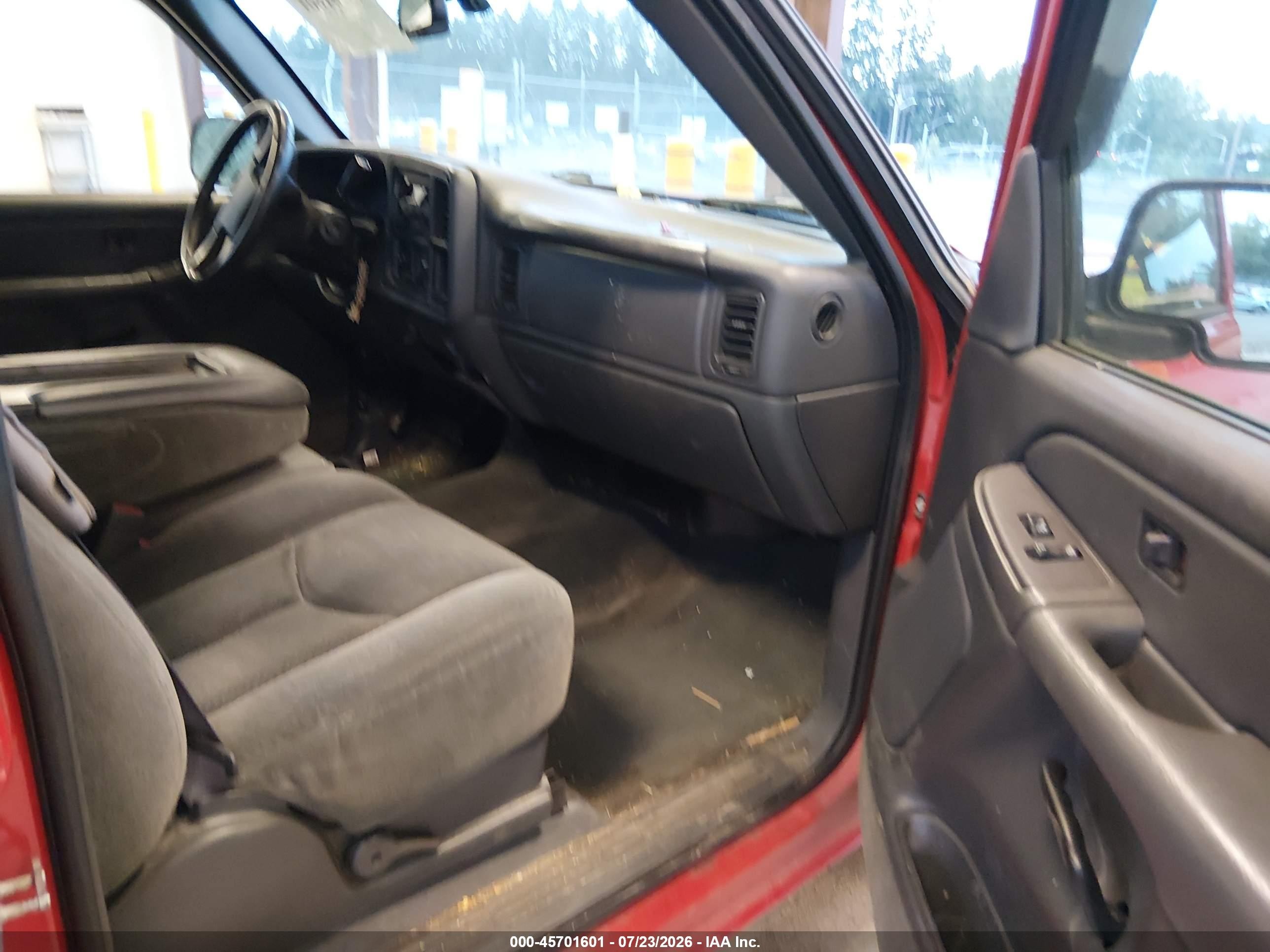 2004 Chevrolet Silverado 1500 Ls Red vin: 2GCEC13T741329619