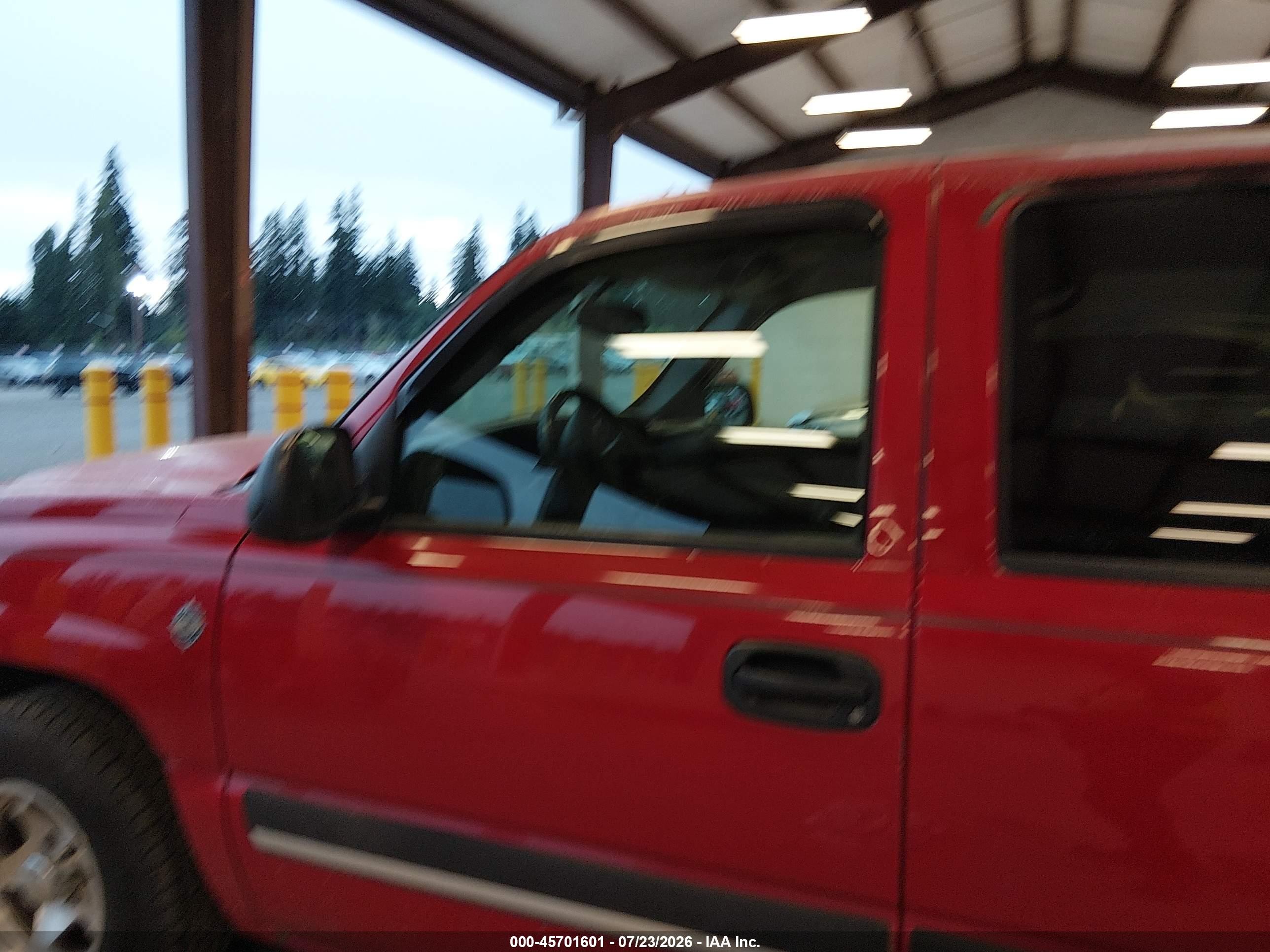 2004 Chevrolet Silverado 1500 Ls Red vin: 2GCEC13T741329619