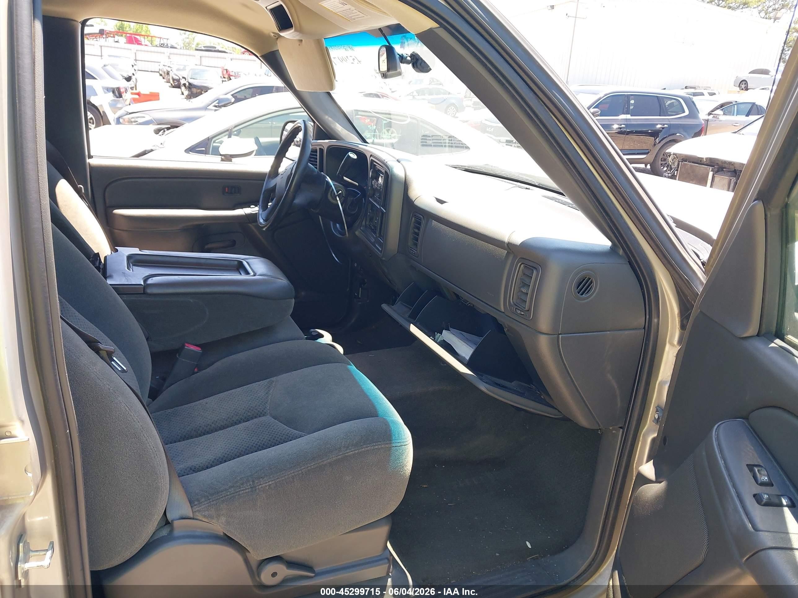 2004 Chevrolet Silverado 1500 Ls Gray vin: 2GCEC13T741362281