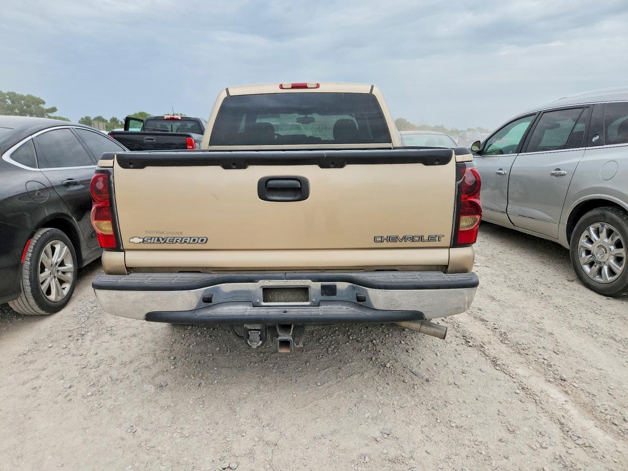 2005 Chevrolet Silverado C1500 Tan vin: 2GCEC13T751107406