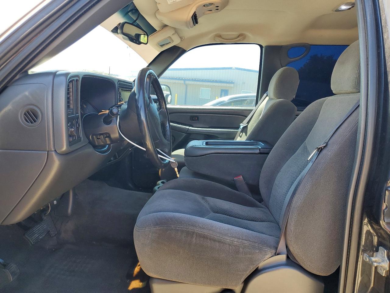 2005 Chevrolet Silverado C1500 Charcoal vin: 2GCEC13T751310747