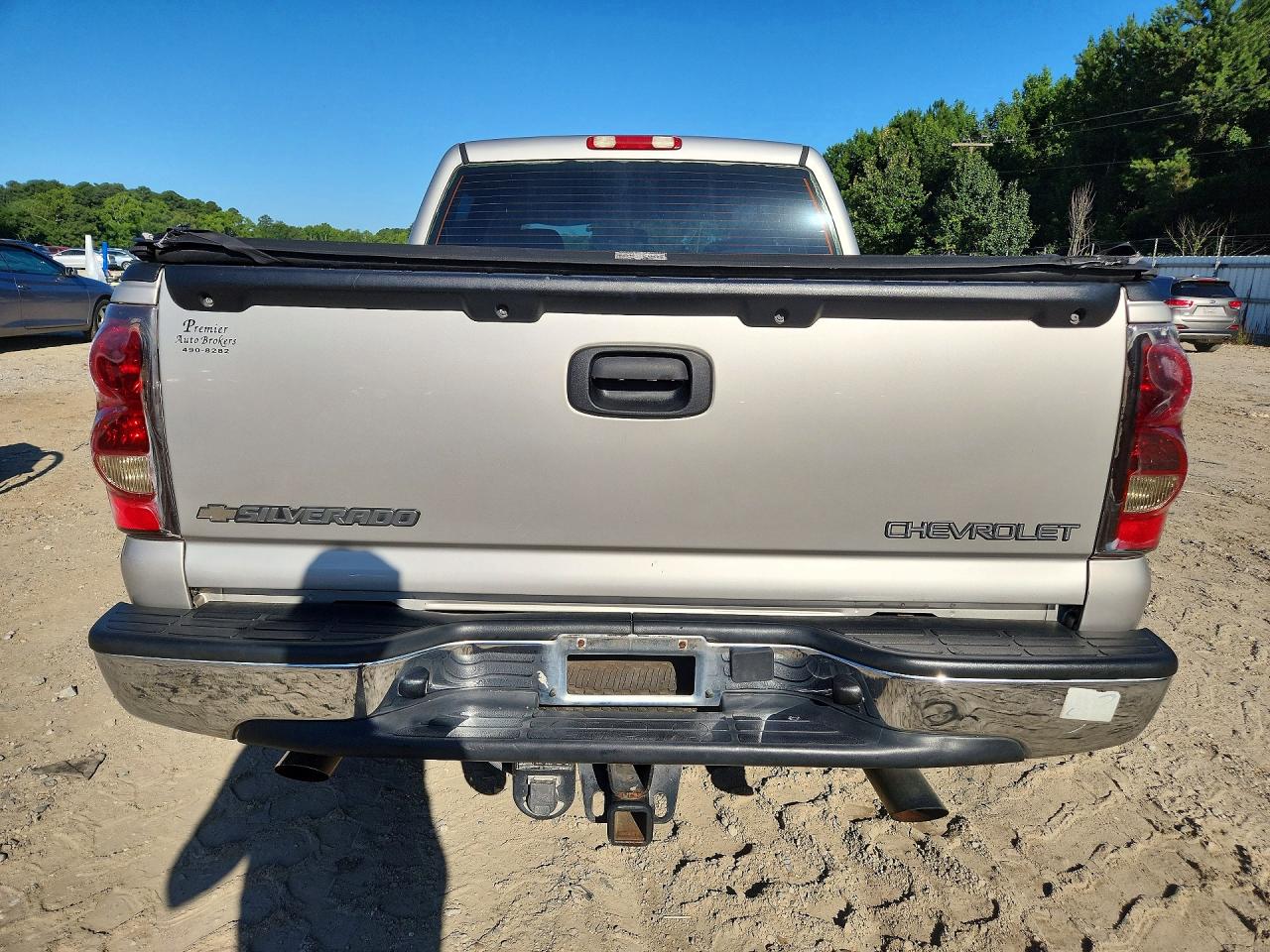 2005 Chevrolet Silverado C1500 Silver vin: 2GCEC13T751368681