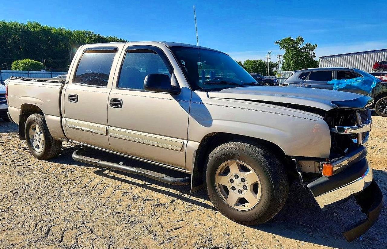 2005 Chevrolet Silverado C1500 Silver vin: 2GCEC13T751368681