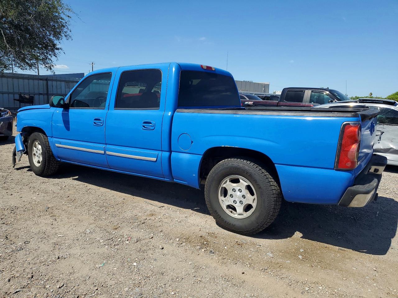 2004 Chevrolet Silverado C1500 Blue vin: 2GCEC13T841421144