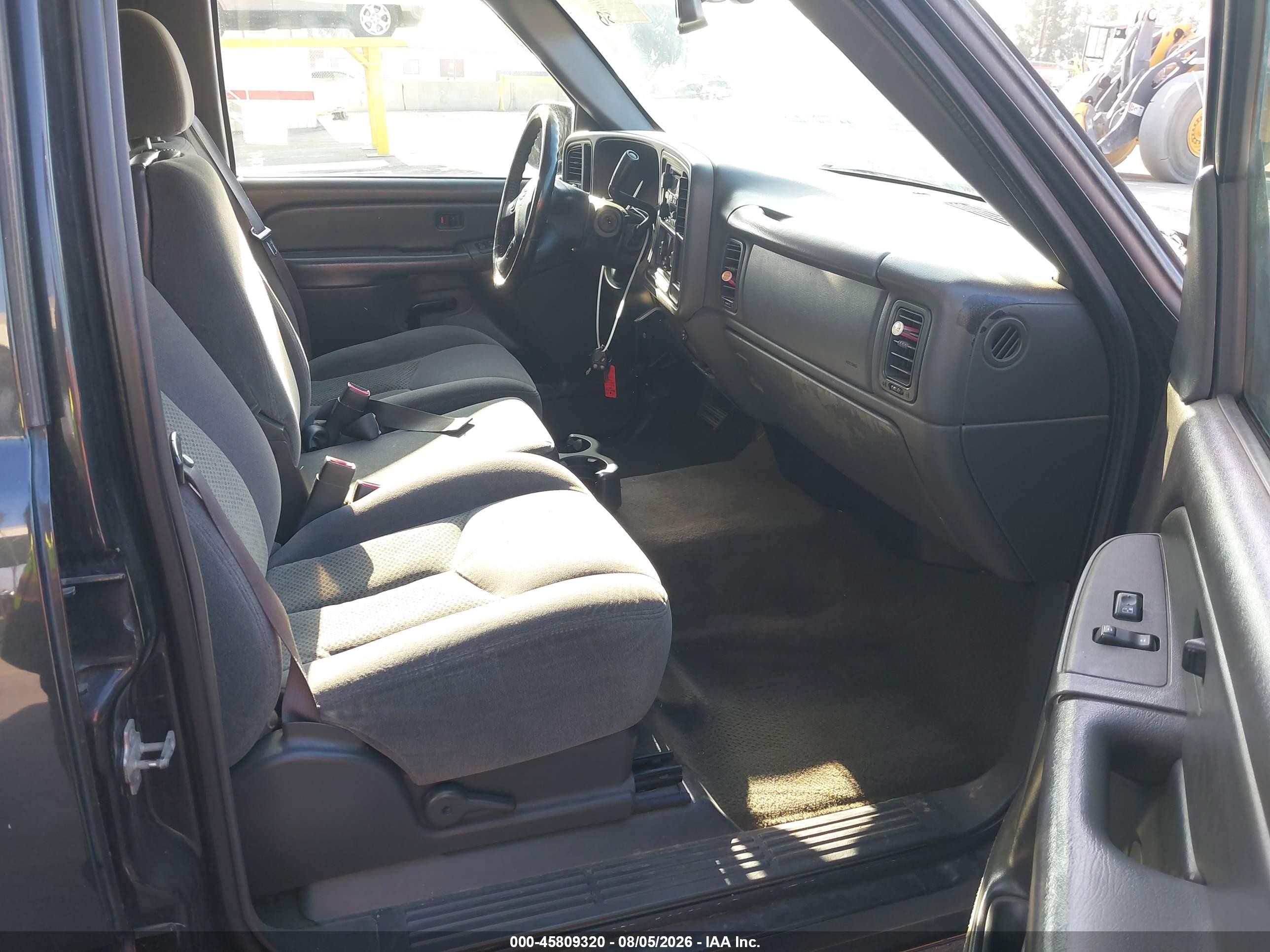 2005 Chevrolet Silverado 1500 Ls Black vin: 2GCEC13T851354692
