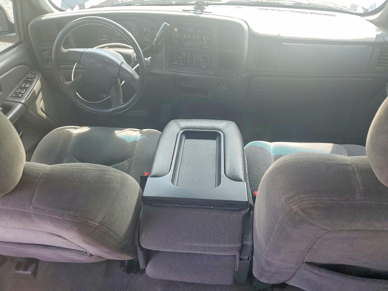 2005 Chevrolet Silverado C1500 Black vin: 2GCEC13T951107925