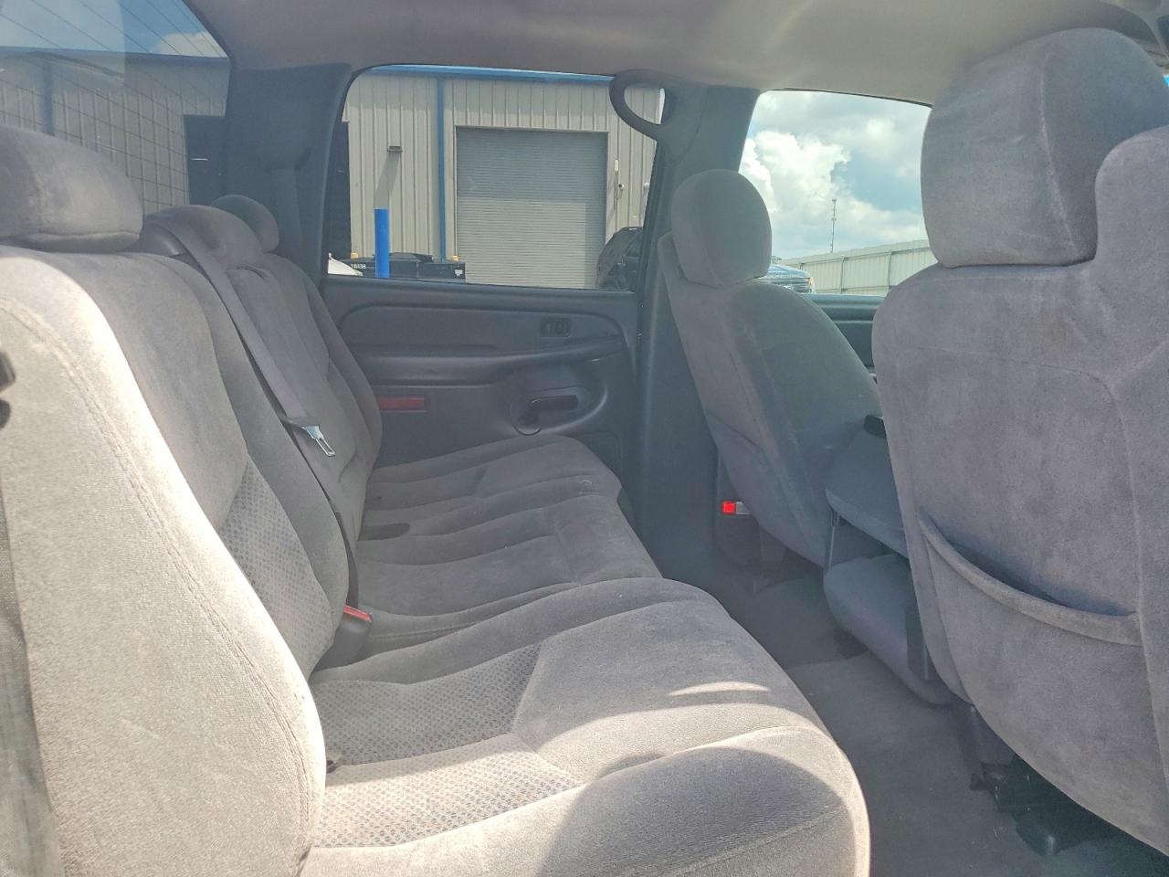 2005 Chevrolet Silverado C1500 Black vin: 2GCEC13T951107925