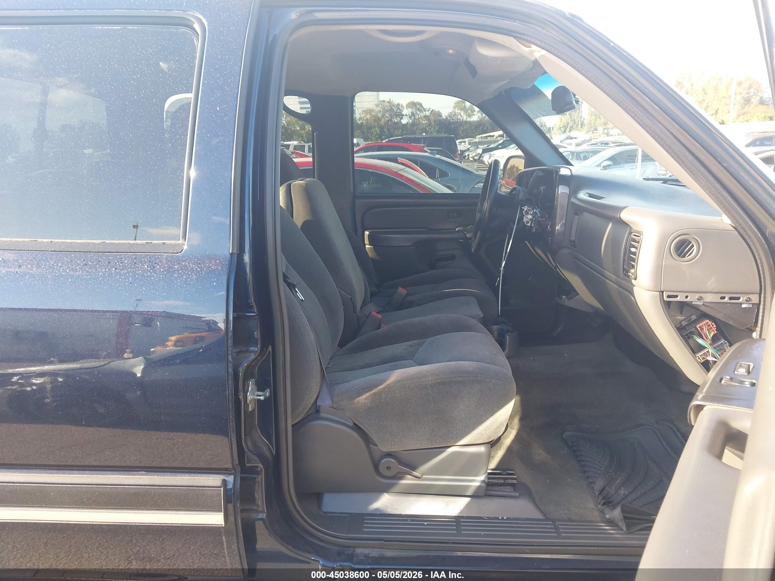 2005 Chevrolet Silverado 1500 Ls Dark Blue vin: 2GCEC13T951319255