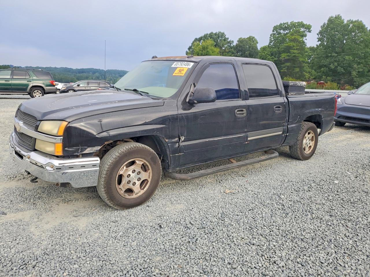 2004 Chevrolet Silverado C1500 Black vin: 2GCEC13TX41413322