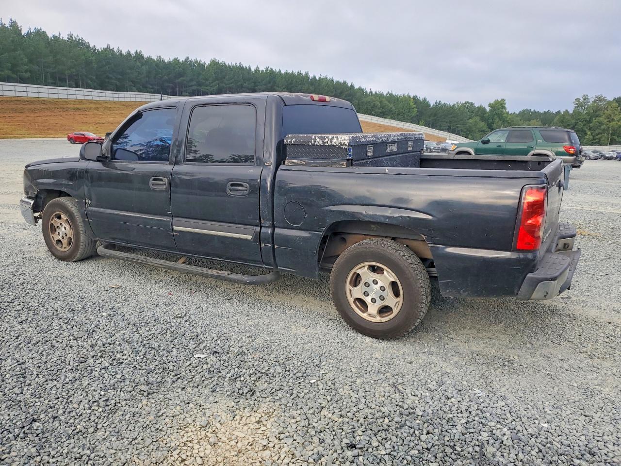 2004 Chevrolet Silverado C1500 Black vin: 2GCEC13TX41413322