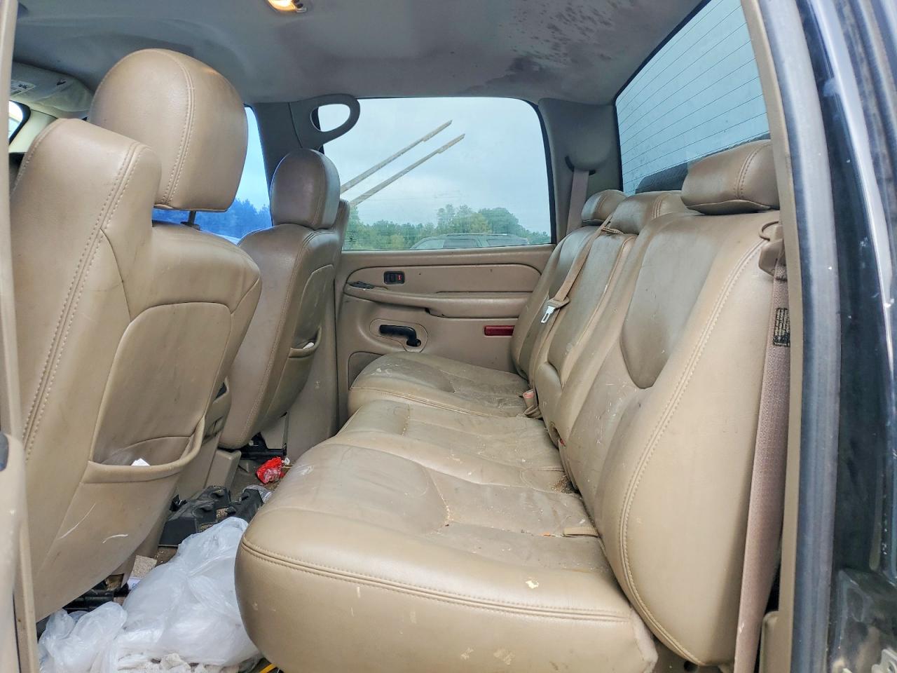 2004 Chevrolet Silverado C1500 Black vin: 2GCEC13TX41413322