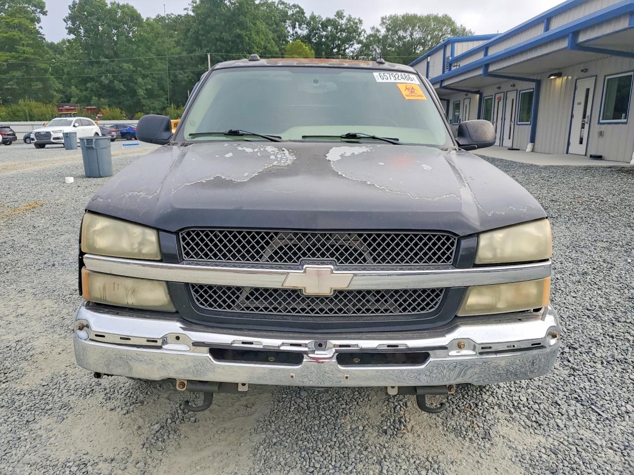2004 Chevrolet Silverado C1500 Black vin: 2GCEC13TX41413322