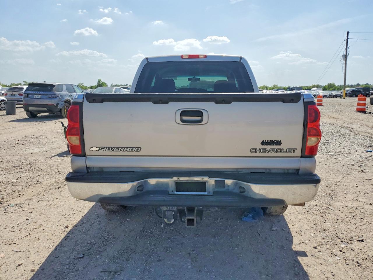 2005 Chevrolet Silverado C1500 Silver vin: 2GCEC13TX51186747