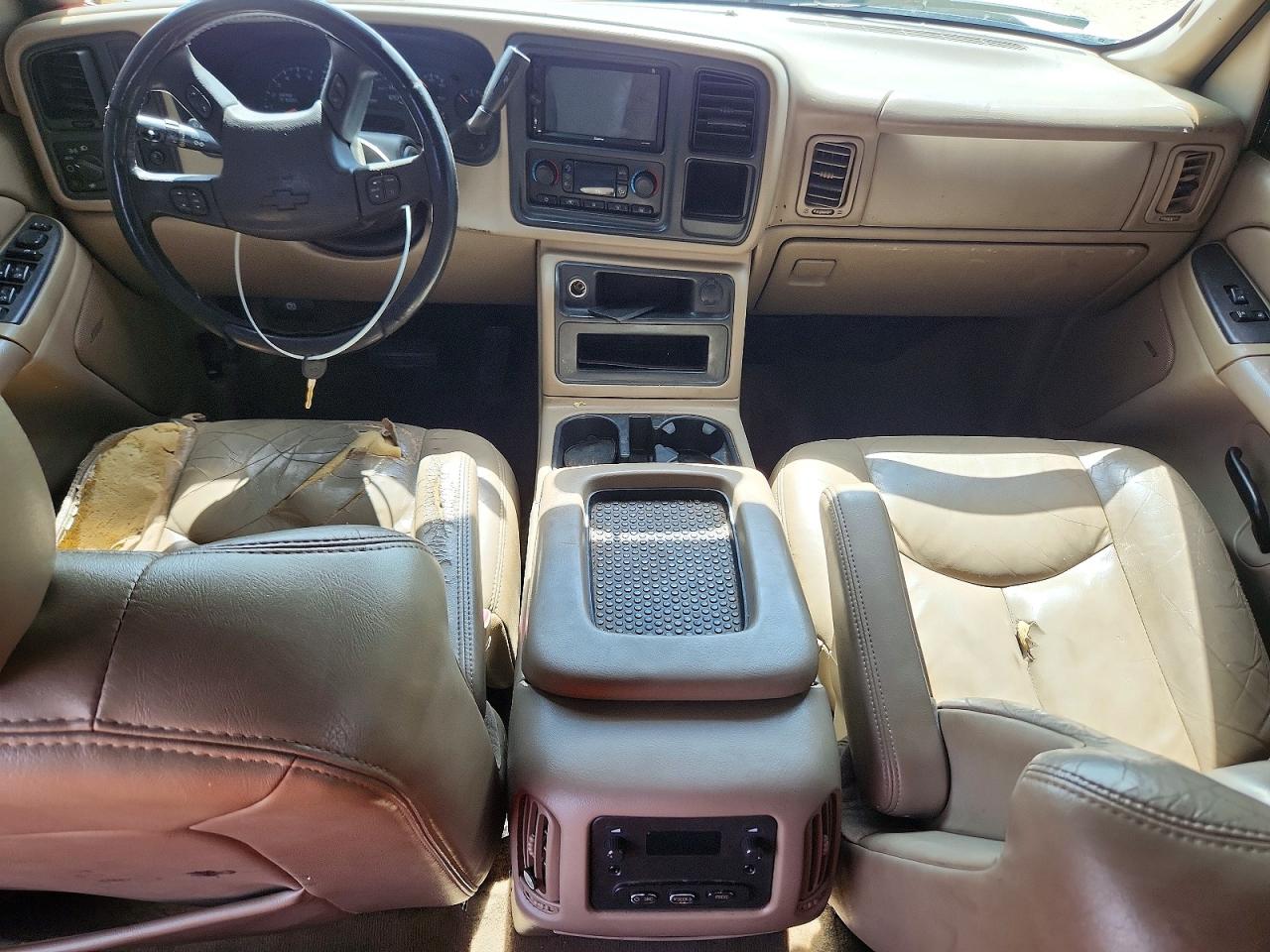2005 Chevrolet Silverado C1500 Белый vin: 2GCEC13TX51206592