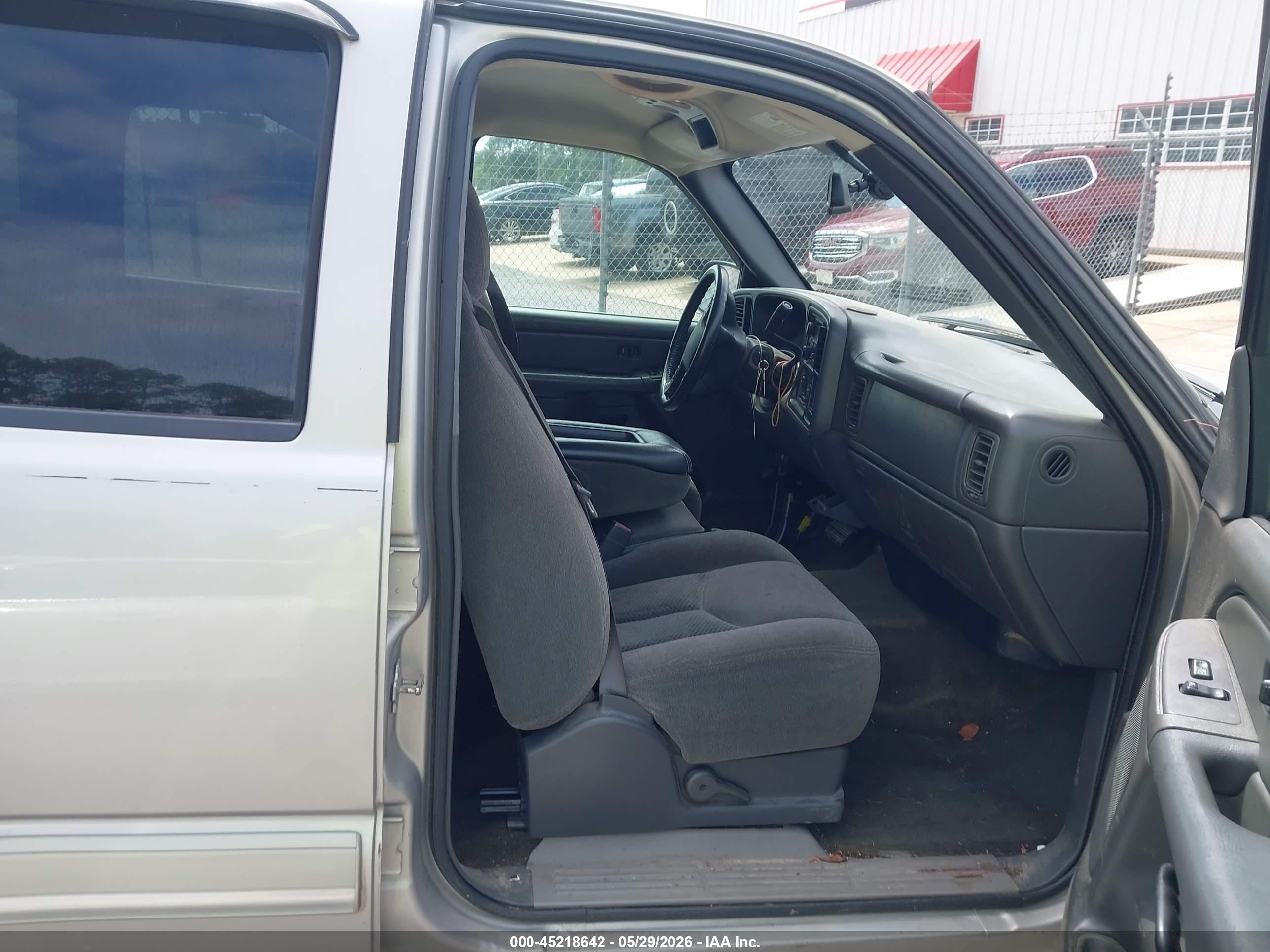 2005 Chevrolet Silverado 1500 Ls Silver vin: 2GCEC13TX51255517