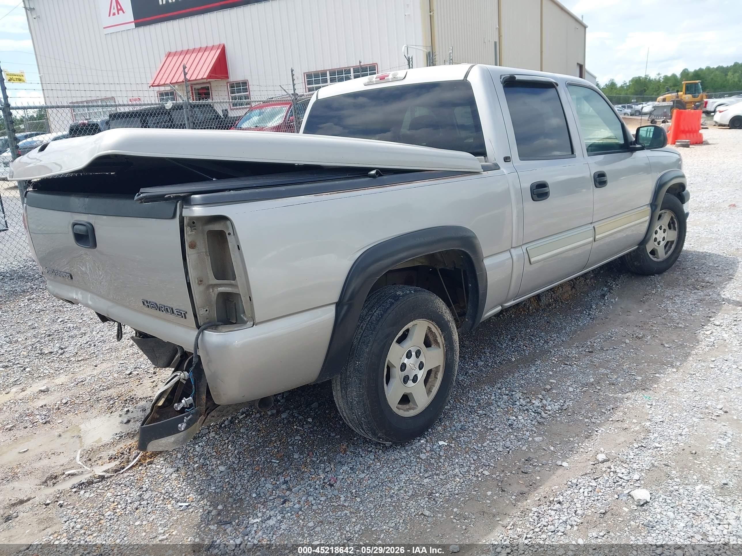 2005 Chevrolet Silverado 1500 Ls Silver vin: 2GCEC13TX51255517