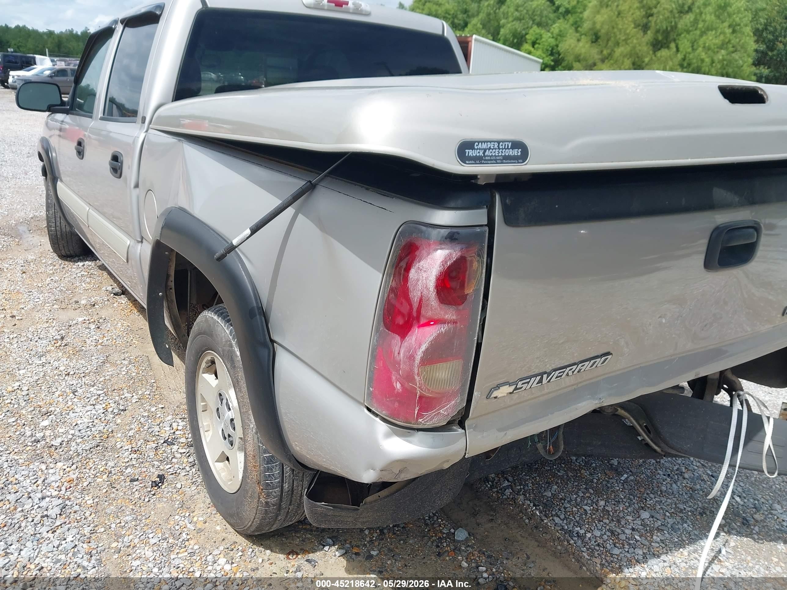 2005 Chevrolet Silverado 1500 Ls Silver vin: 2GCEC13TX51255517