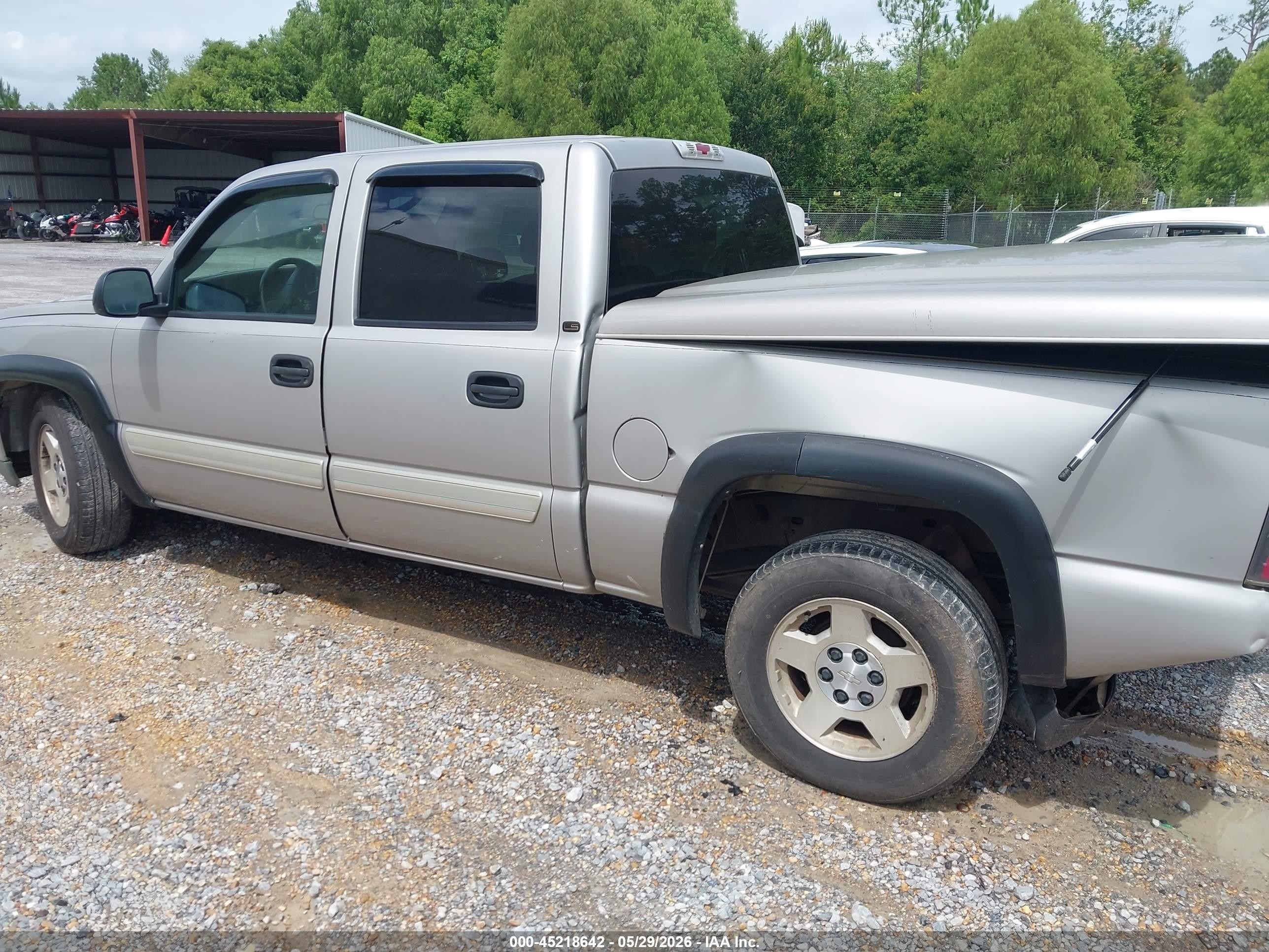 2005 Chevrolet Silverado 1500 Ls Silver vin: 2GCEC13TX51255517