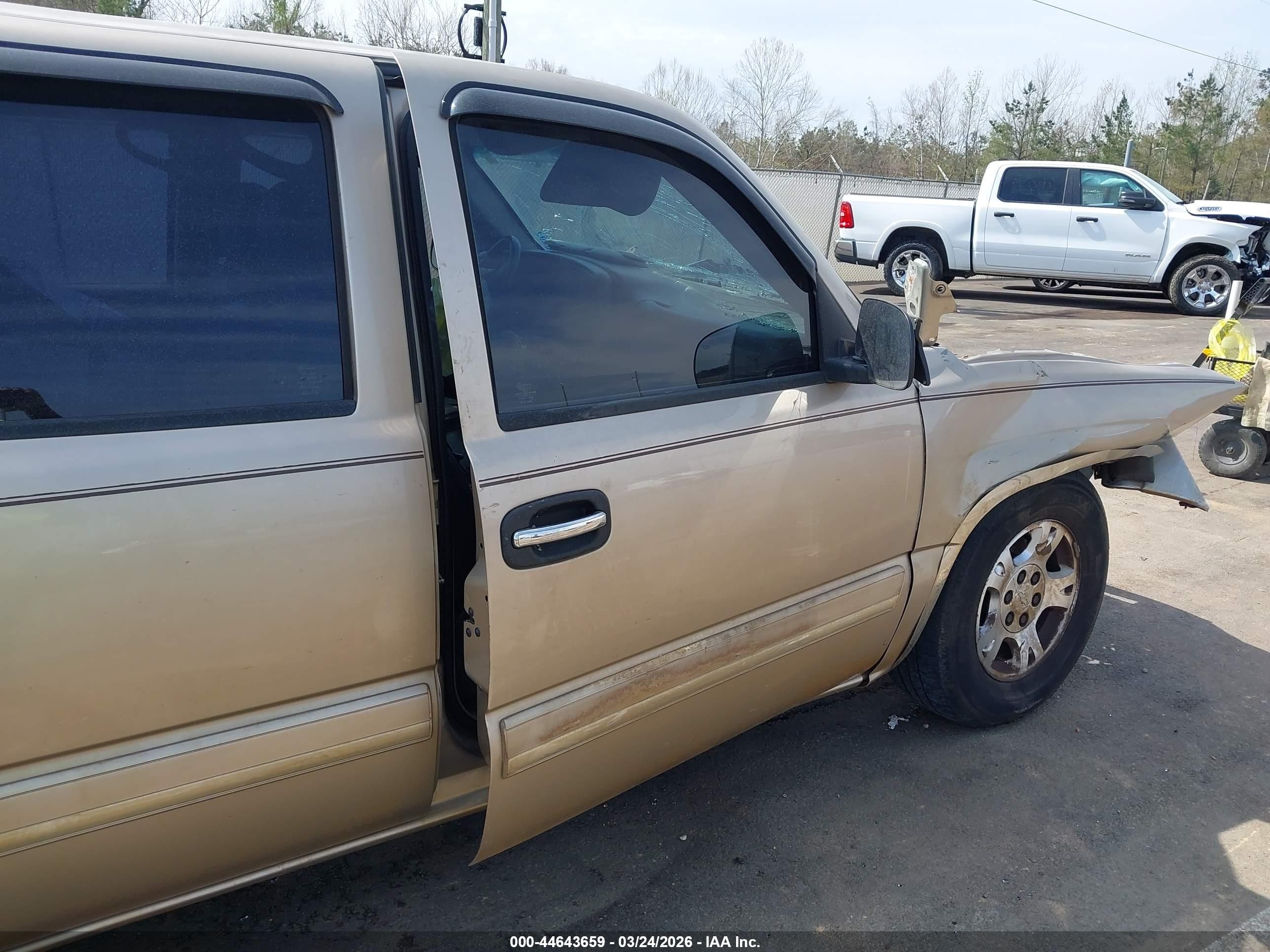 2005 Chevrolet Silverado 1500 Ls Gold vin: 2GCEC13TX51265268