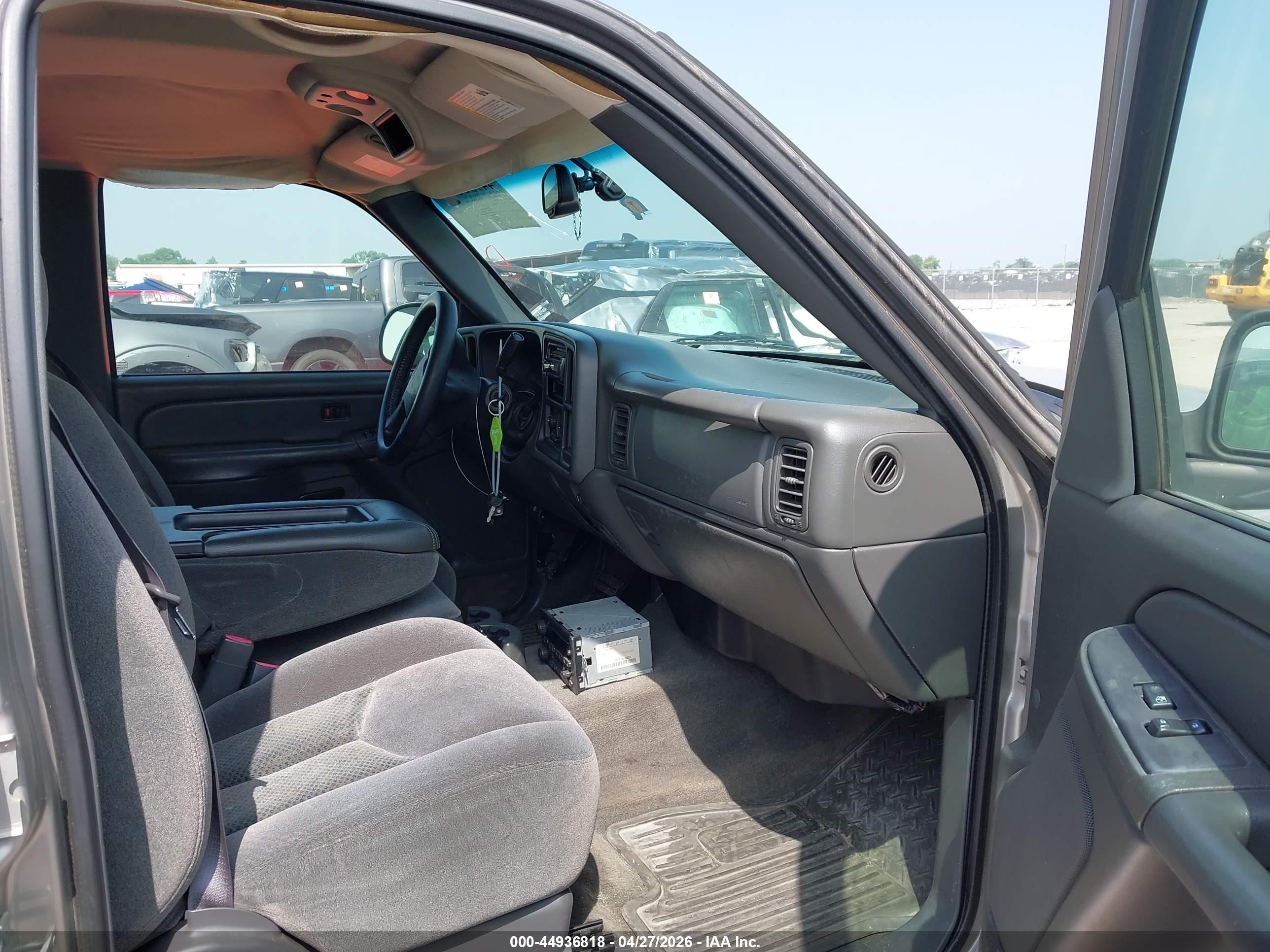 2005 Chevrolet Silverado 1500 Ls Silver vin: 2GCEC13TX51294043