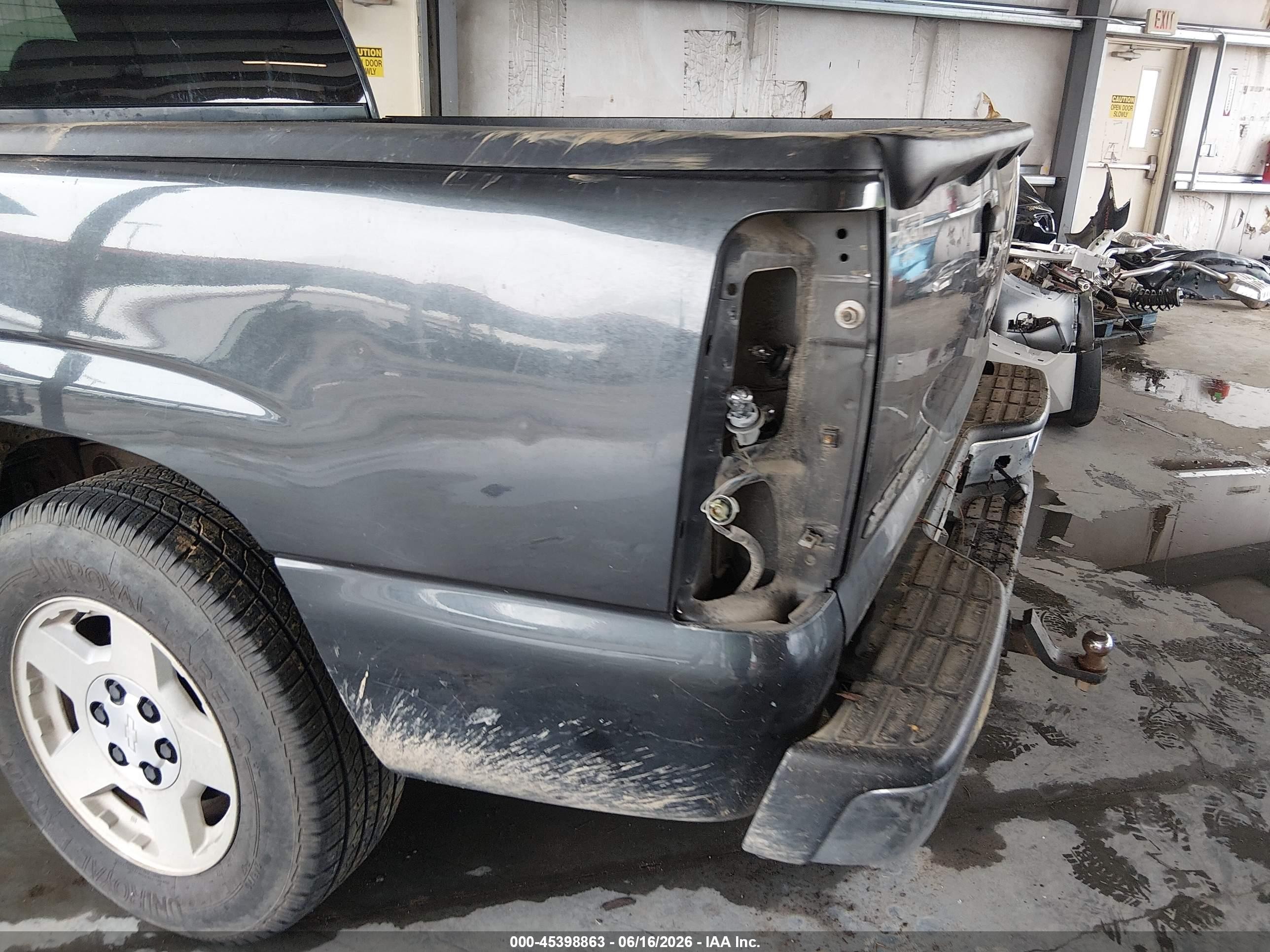 2005 Chevrolet Silverado 1500 Ls Gray vin: 2GCEC13TX51371249
