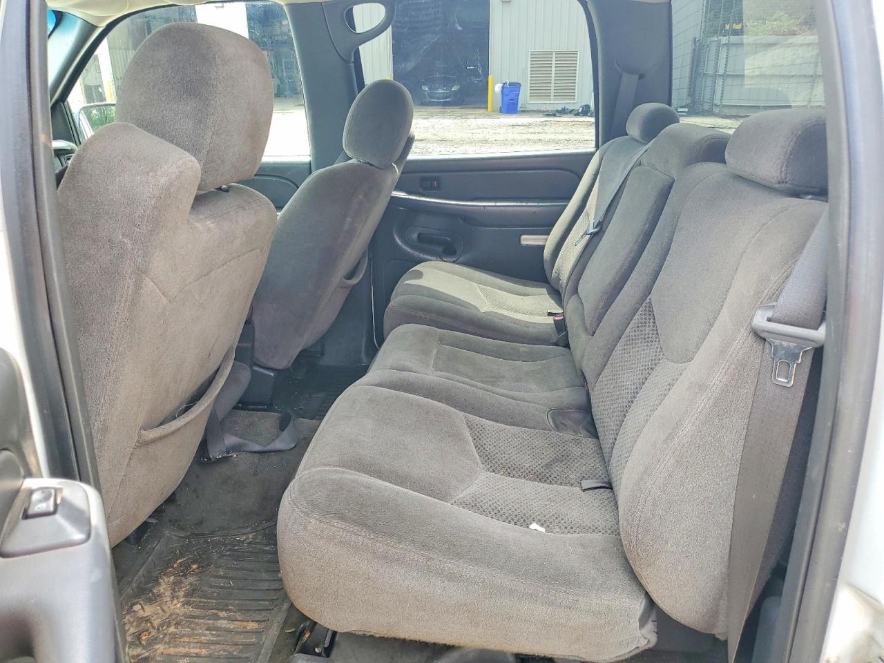 2006 Chevrolet Silverado C1500 White vin: 2GCEC13TX61117204