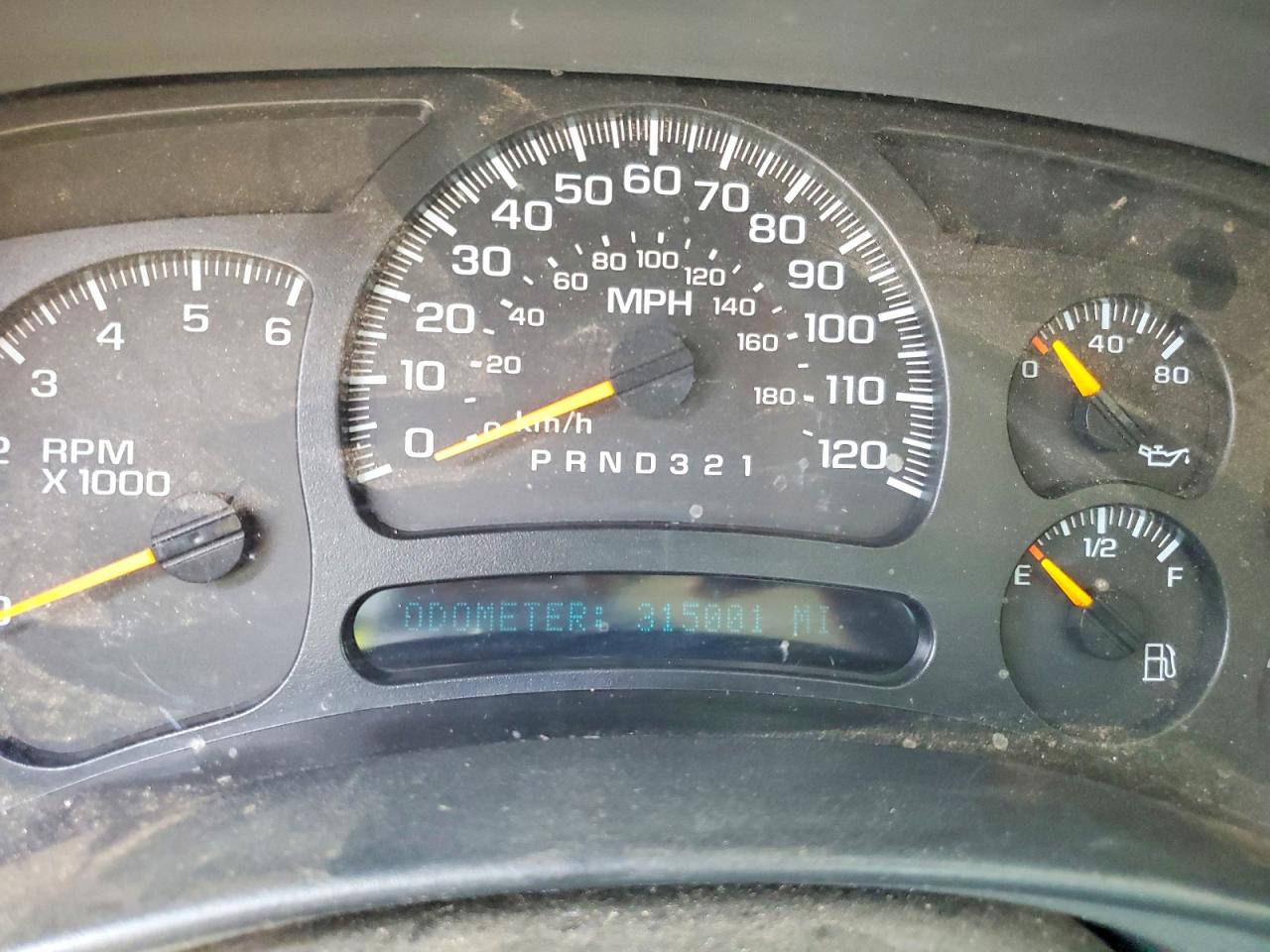 2006 Chevrolet Silverado C1500 White vin: 2GCEC13TX61117204