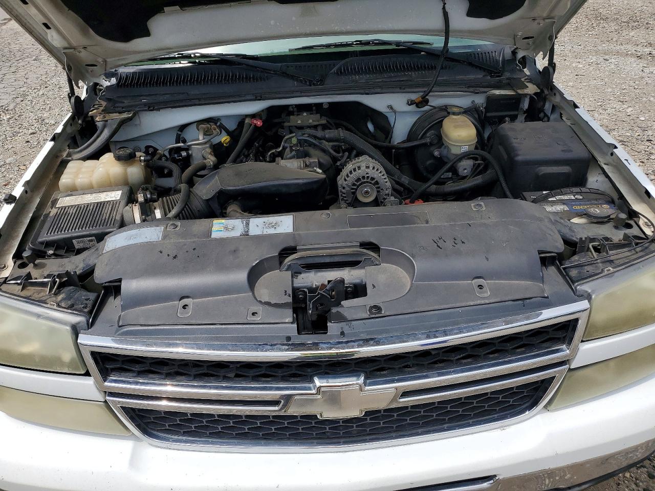 2006 Chevrolet Silverado C1500 White vin: 2GCEC13TX61117204